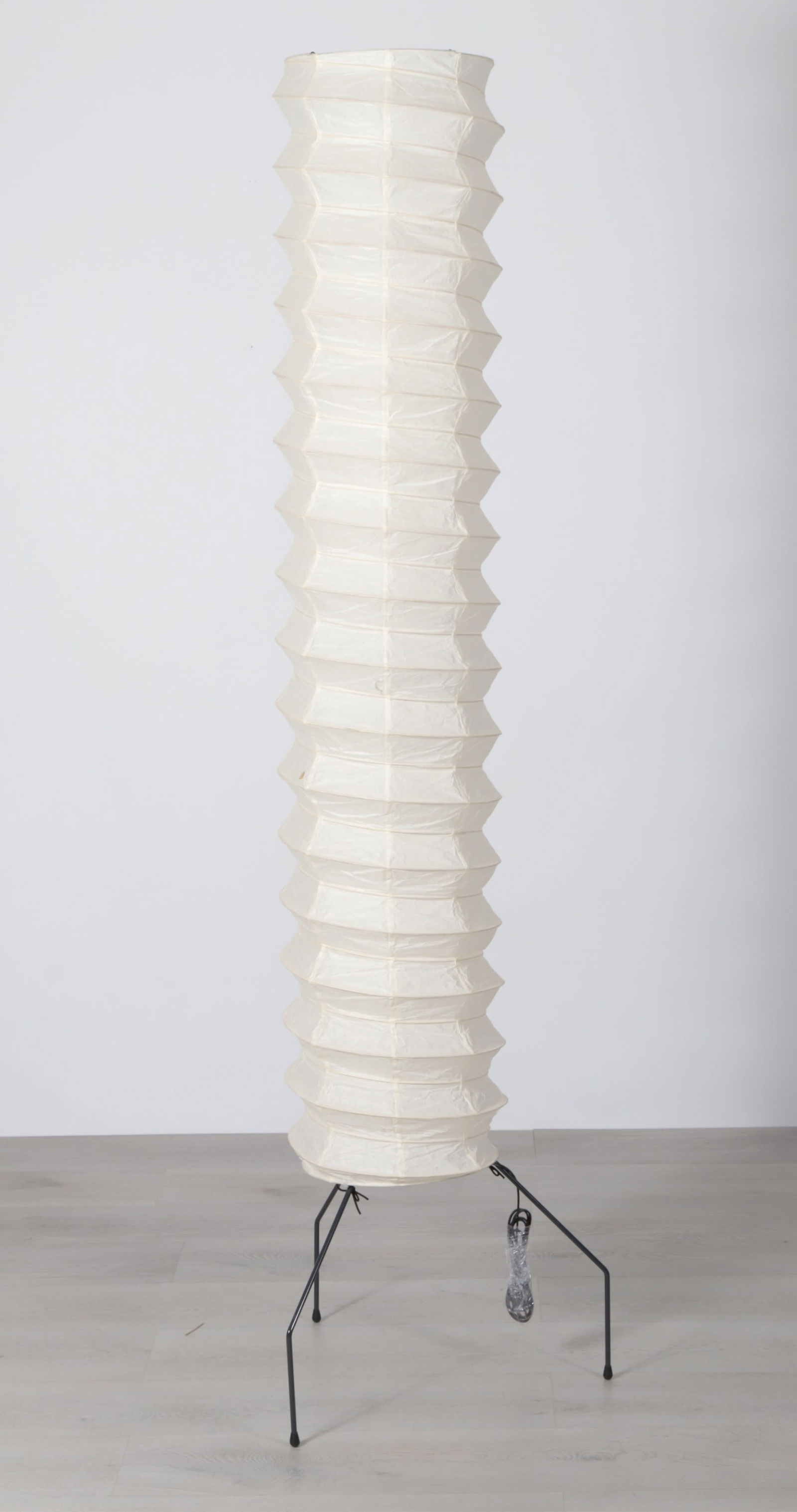 Isamu Noguchi 'Akari' Light Sculpture: Isamu Noguchi (Japanese, 1904-1988) Akari light sculpture, model 31N. Shade signed. Dimensions: 76.75" H 