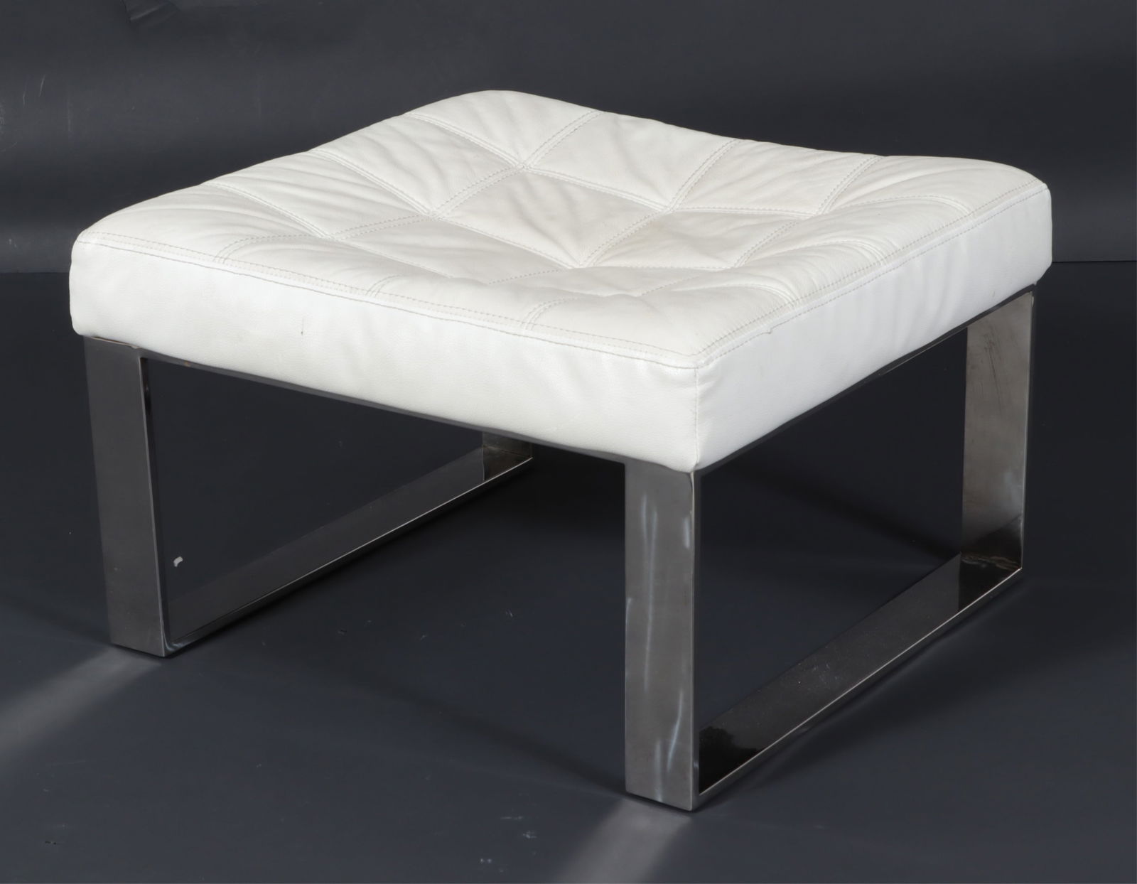 Milo Baughman Style Chrome & Leather Bench: Milo Baughman Style Chrome & Leather Bench, circa 1975, in stitched white leather upholstery Dimensions: 14.5" H x 24" W x 22" D 