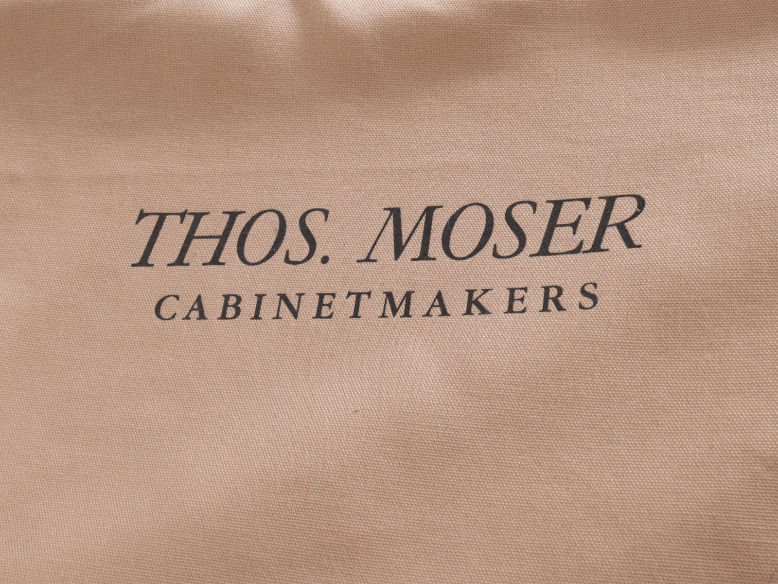 Thomas Moser Cherry Round Dining Table - 4