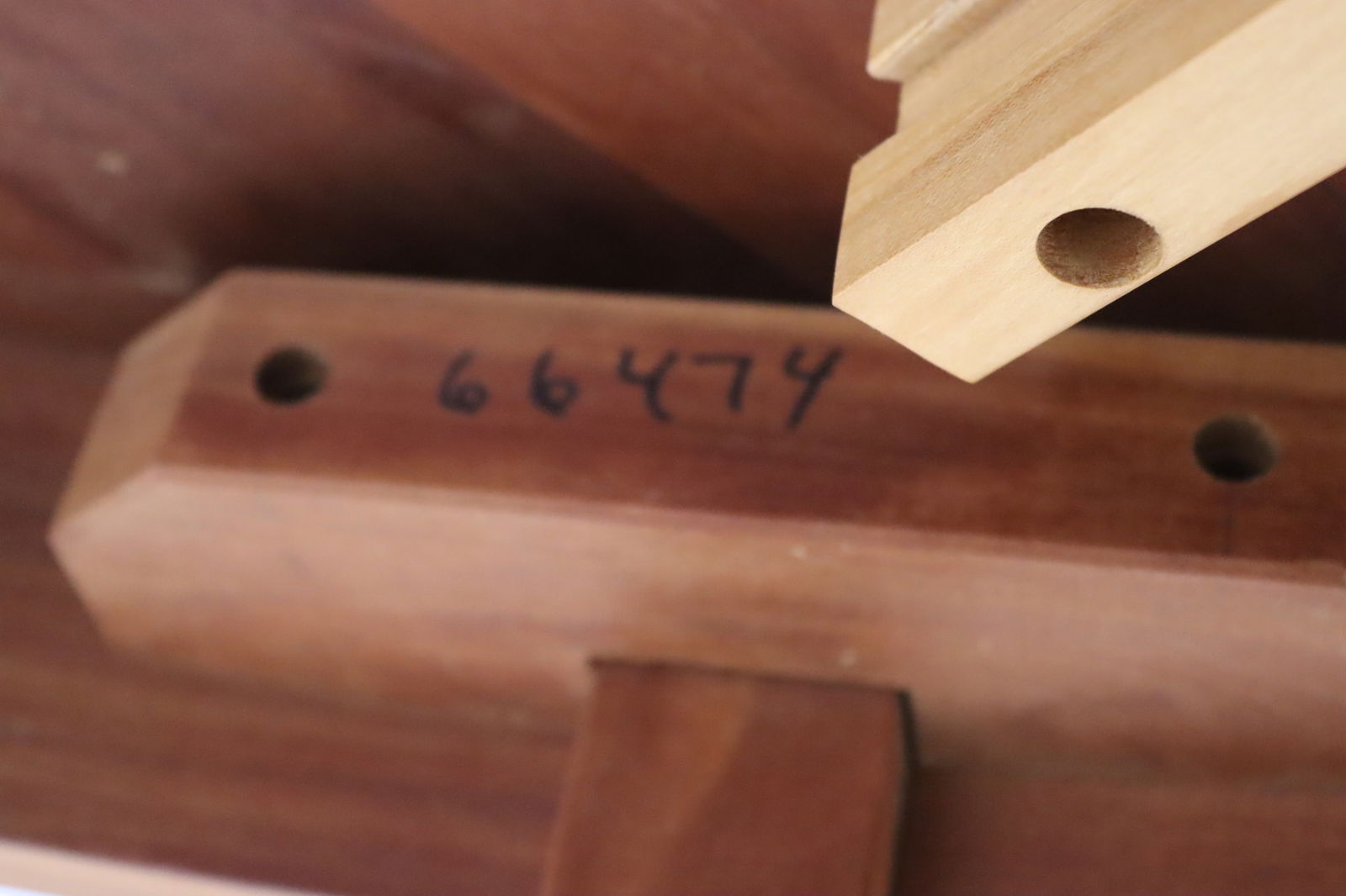 Thomas Moser Cherry Round Dining Table - 5