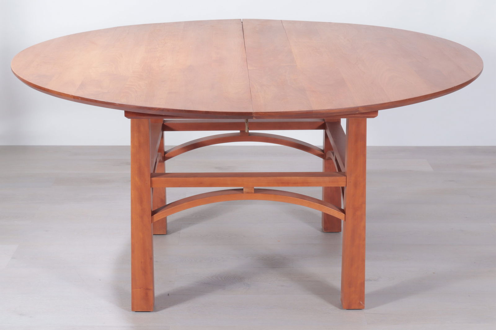 Thomas Moser Bungalow Table, circa 2000 - 2