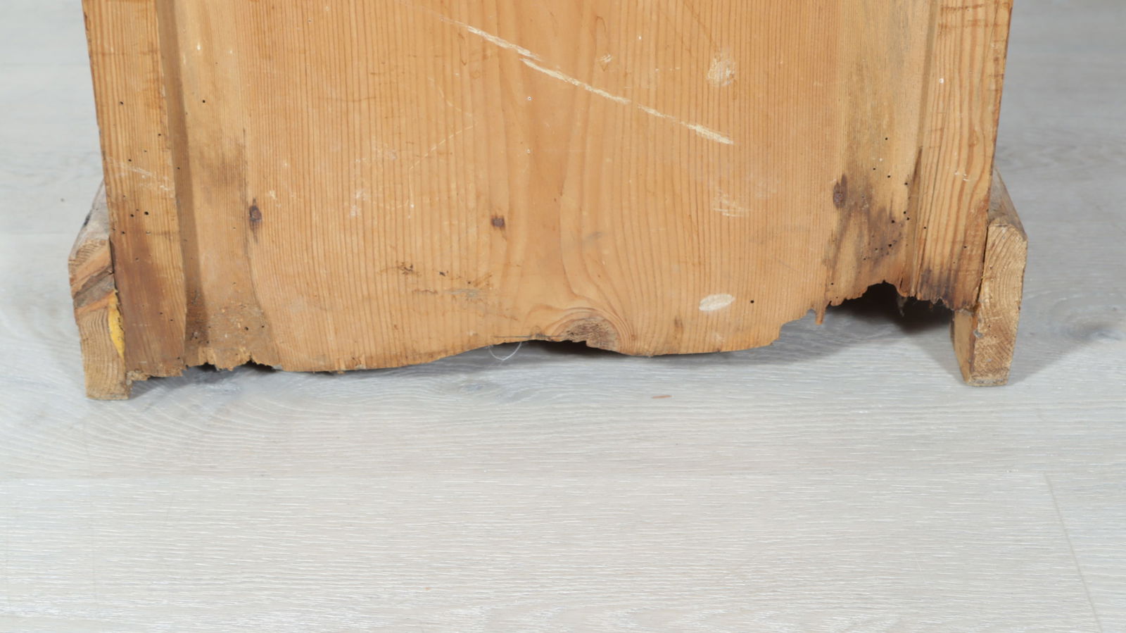 Country Pine Bedside Cabinet - 6