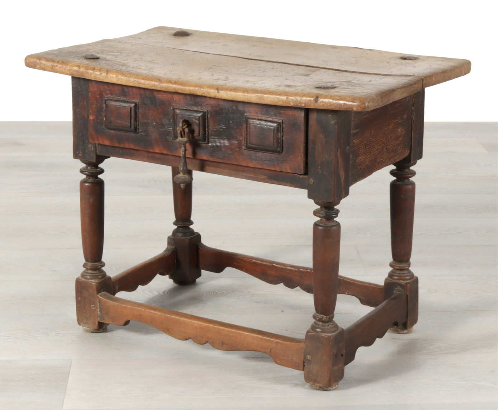Spanish Baroque Walnut Side Table (1 of 8)