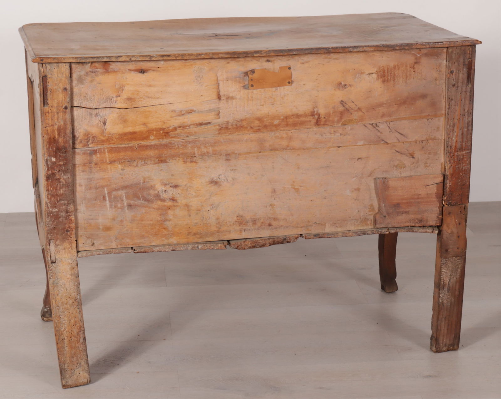 Louis XV Provincial Cherry Commode, 18th C. - 4