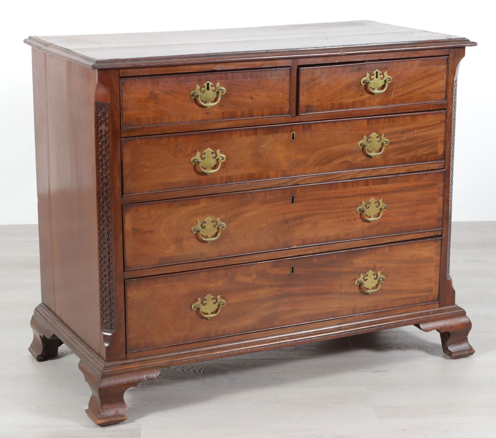 George III Mahogany Chest of Drawers, 18th C. (1 of 10)