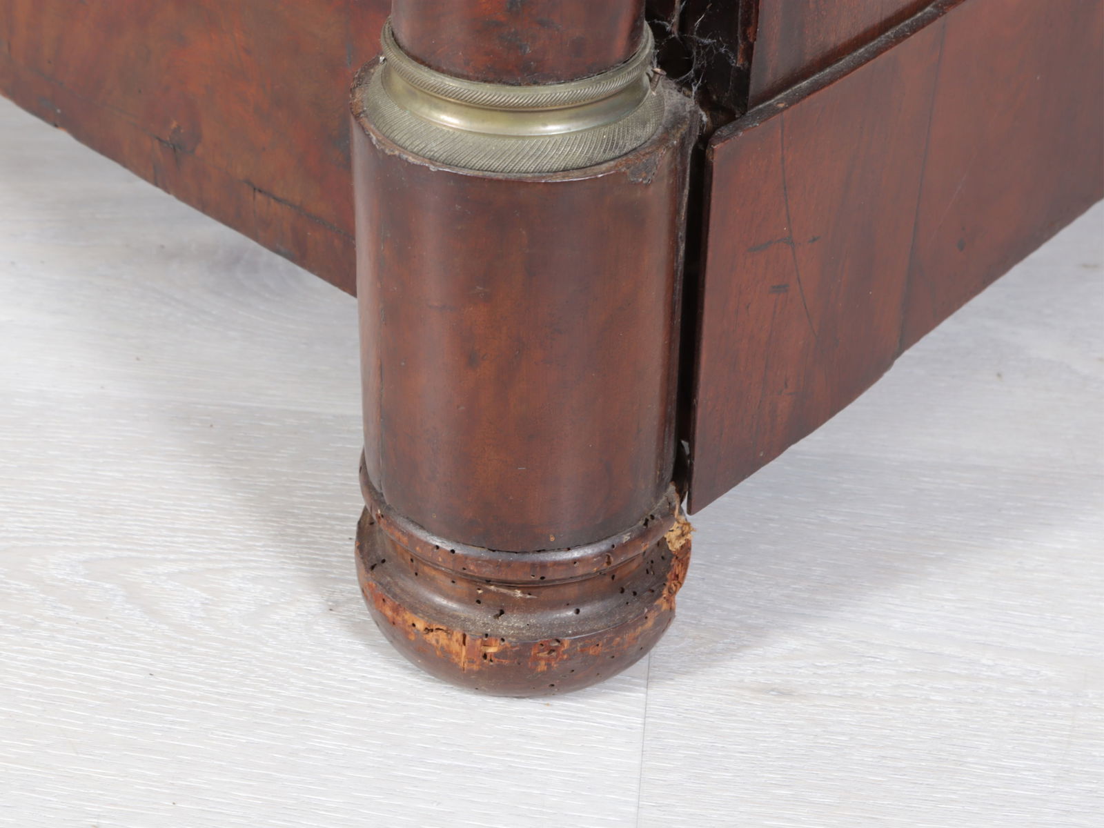 Empire Ormolu-Mounted Mahogany Commode,19th C. - 6