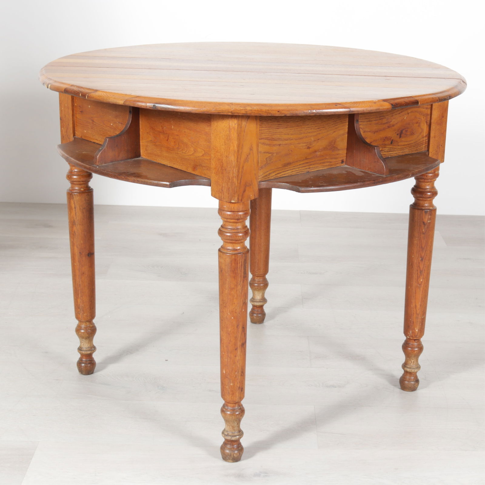 Country Oak Gaming Table - 2