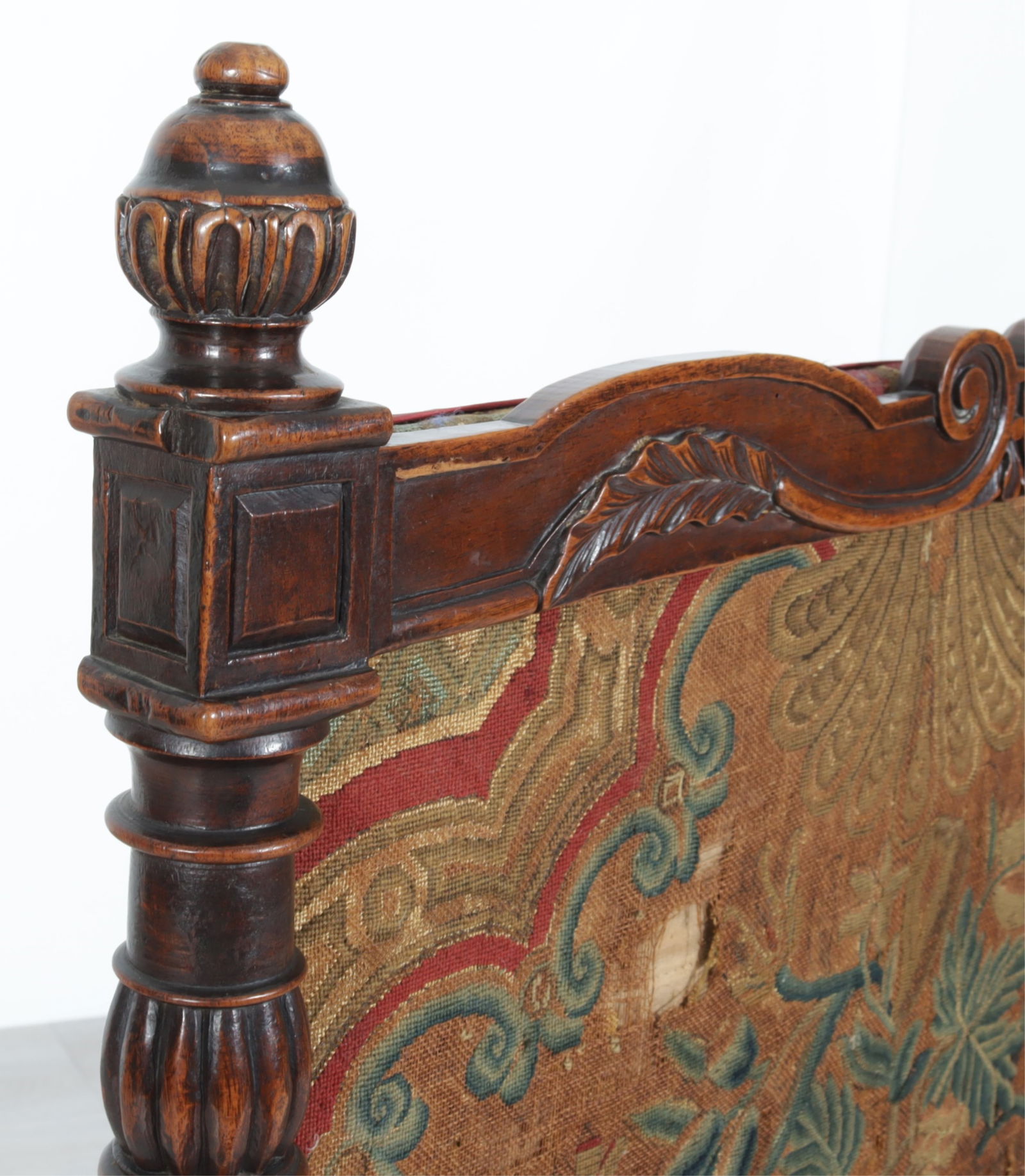French Provincial Walnut Fire Screen, 19th C. - 5