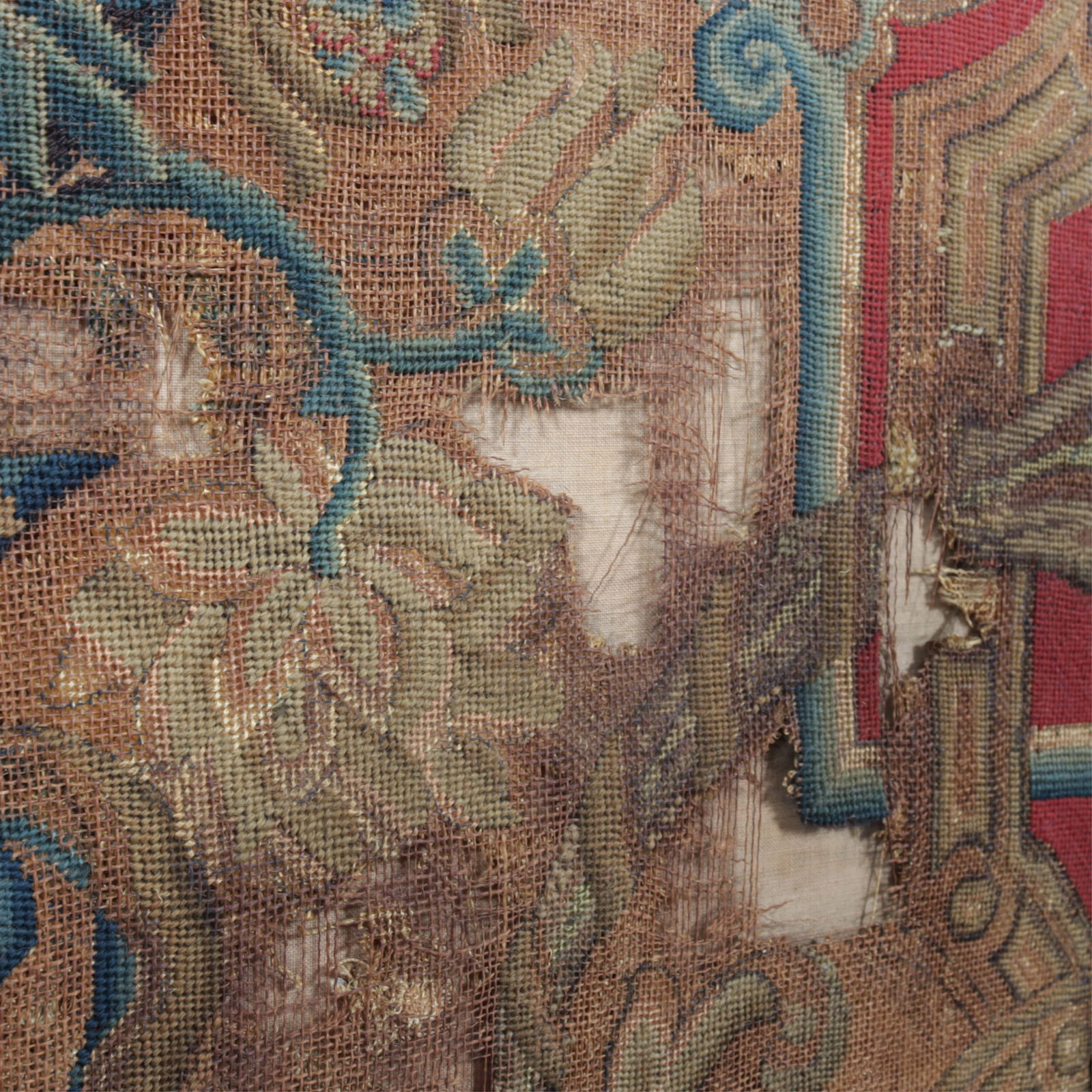 French Provincial Walnut Fire Screen, 19th C. - 6