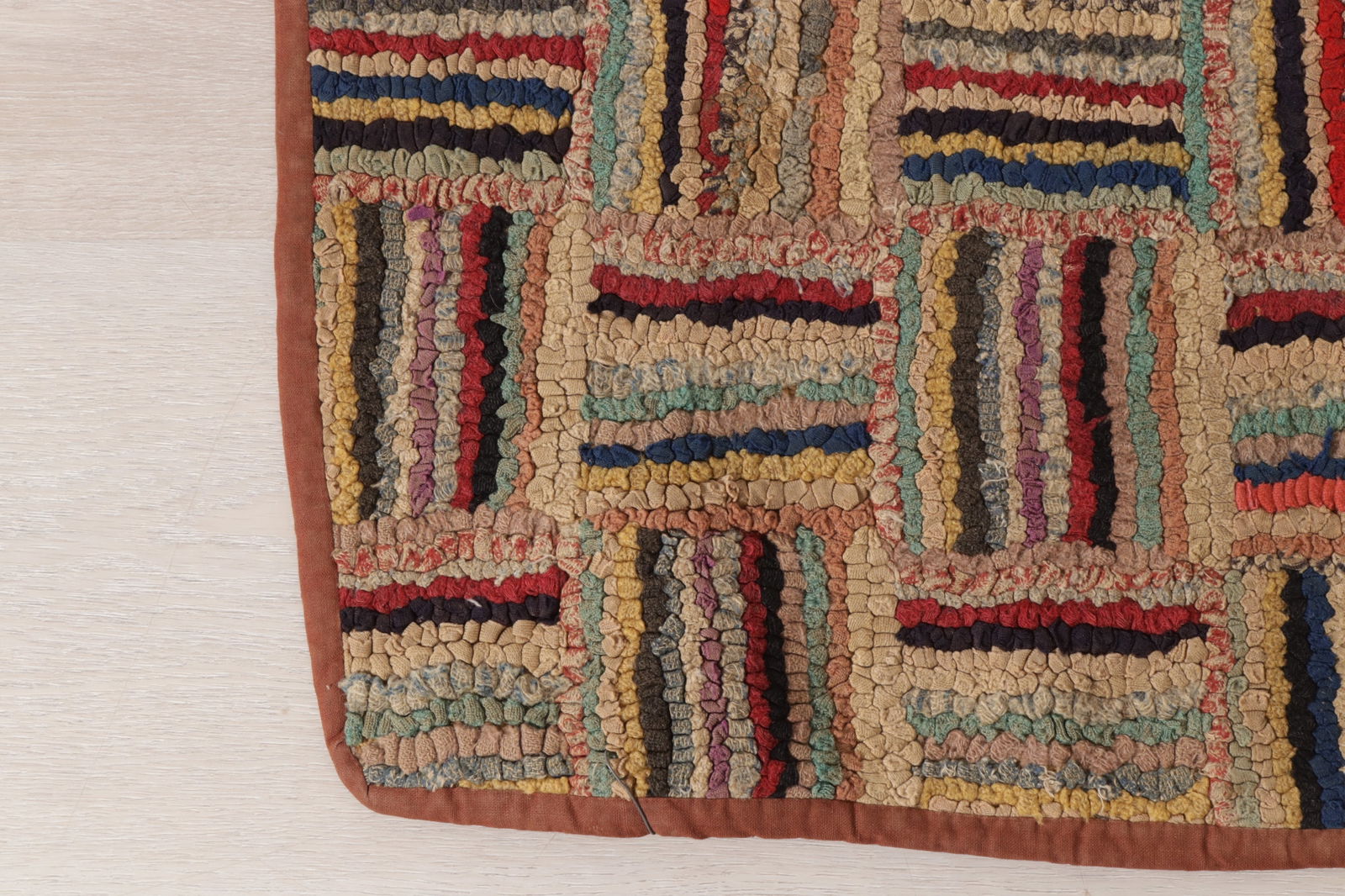 4 Geometric Patterned Hook Rugs - 6