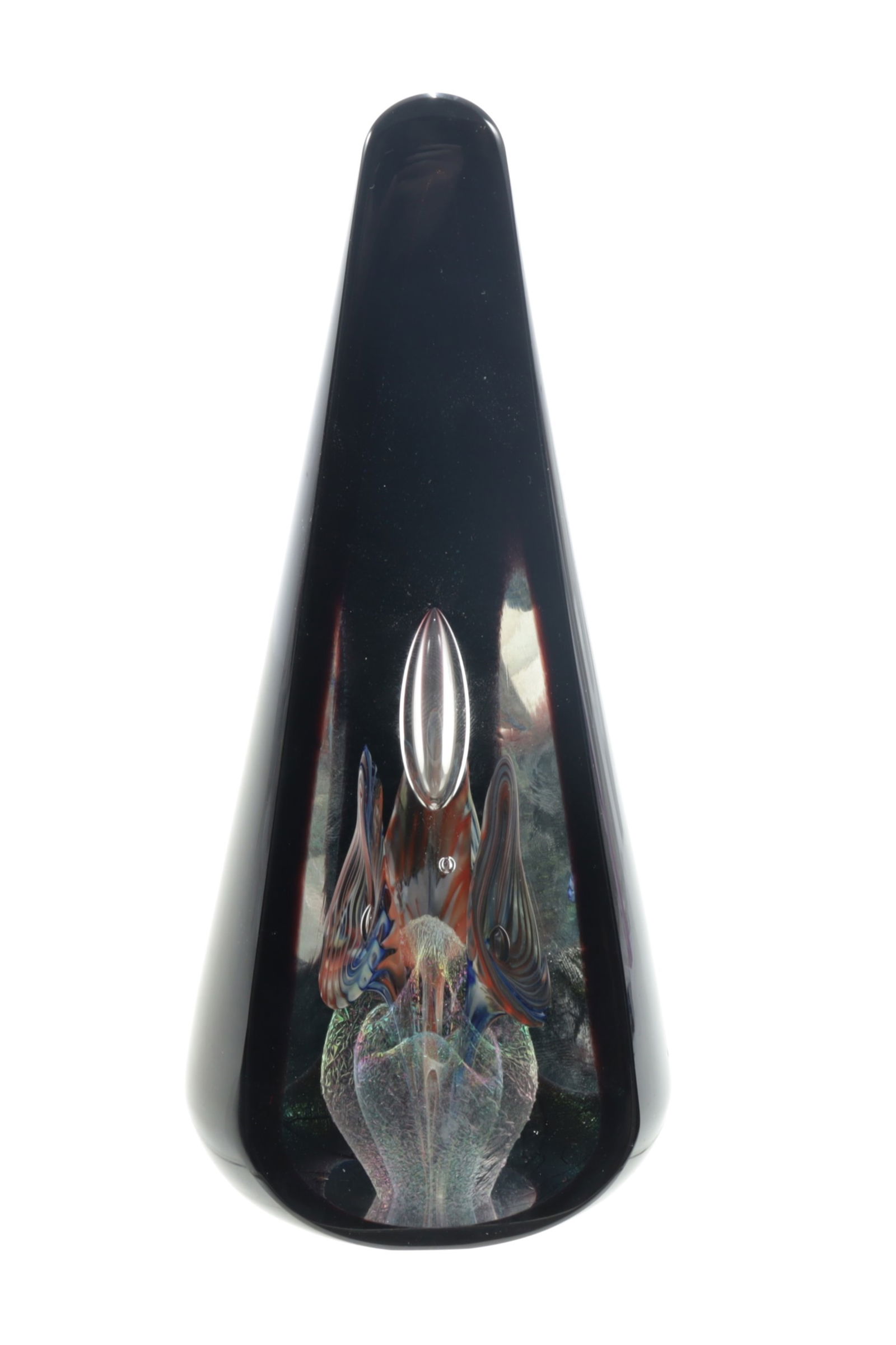 Stuart Abelman - Art Glass Obelisk: Stuart Abelman Art Glass Obelisk on Illuminated Stand, signed Abelman 6E328MC-91006 Dimensions: Obelisk 7" H, 8.75" Overall 