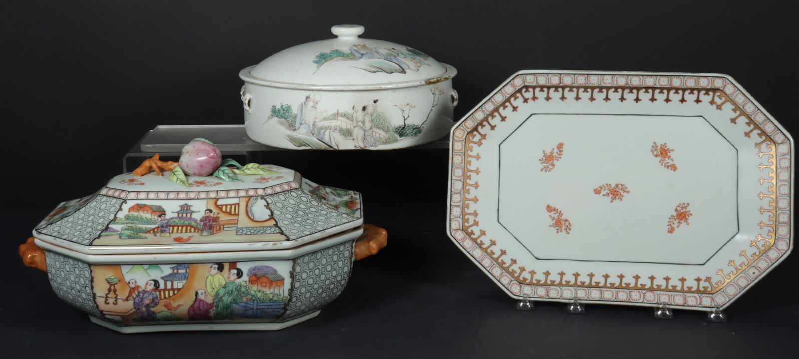 Two Asian Porcelain Tureens (1 of 10)