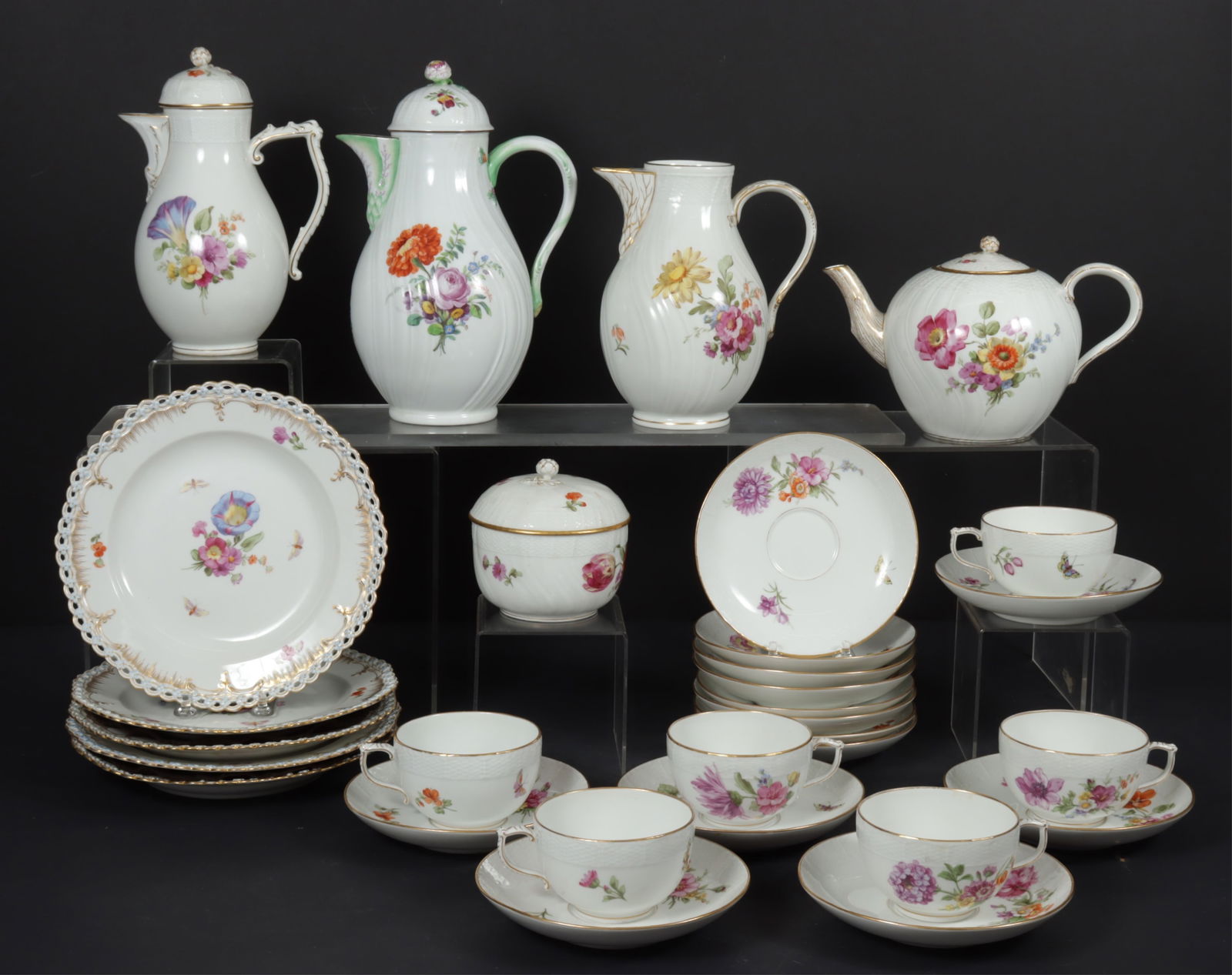 KPM Porcelain Partial Tea & Coffee Service (1 of 5)