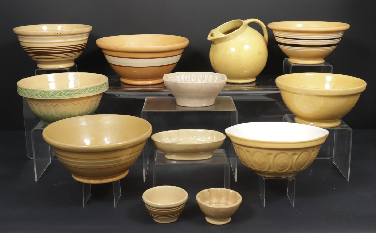 Lot of Beige American Pottery (1 of 6)