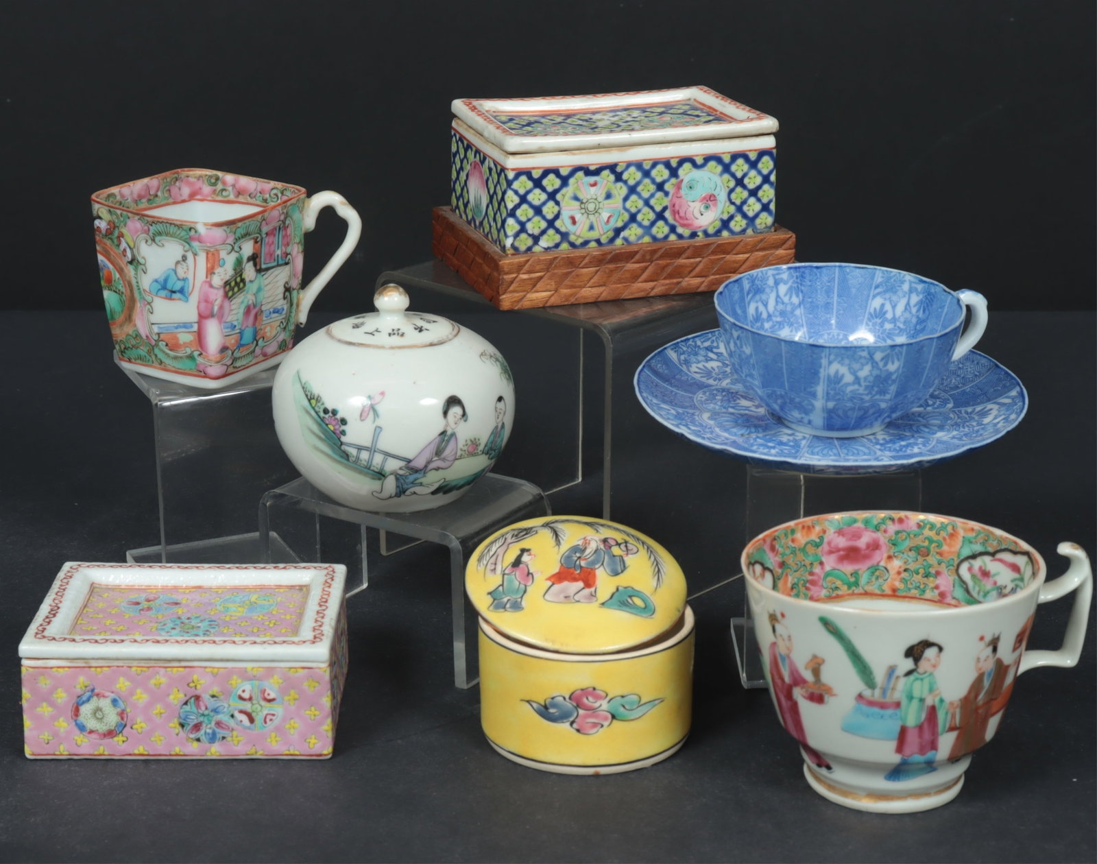 Chinese Porcelain Tableware - 6