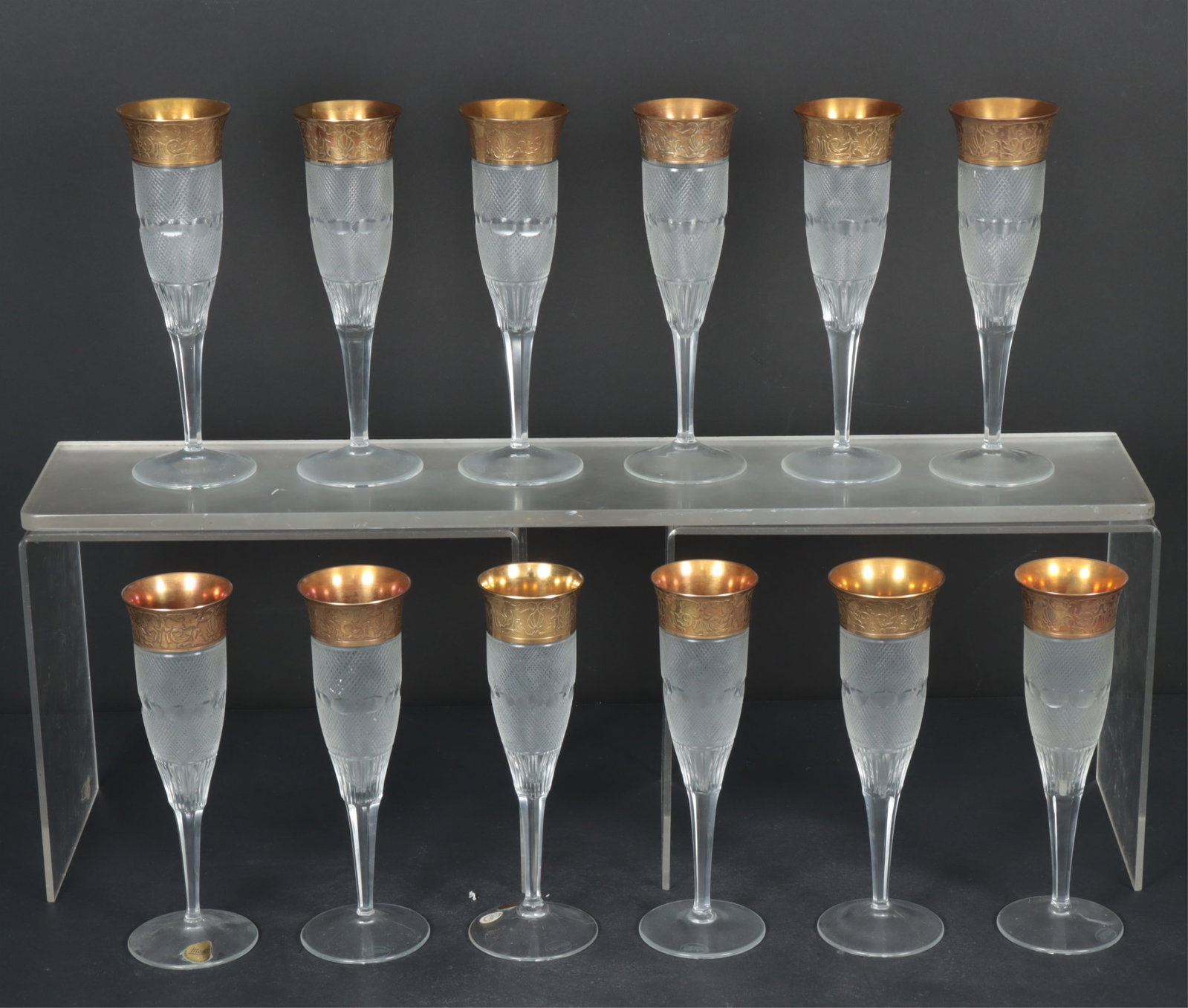 12 Moser Splendid Gilt Crystal Champagne Flutes: 12 Moser Splendid Gilt Crystal Champagne Flutes, etched Moser Dimensions: 7.5" H Property from a Bronxville Estate.
