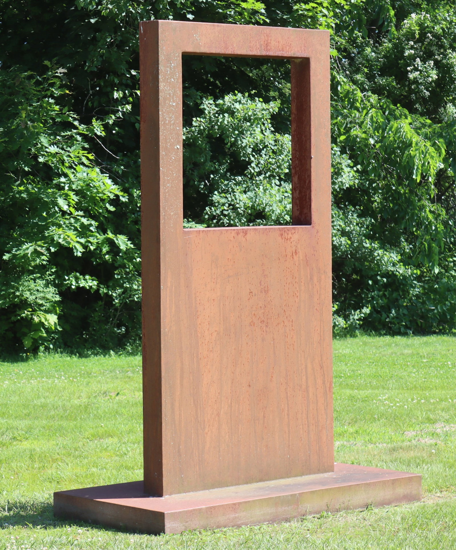 Large Abstract Iron Sculpture, signed Gingo: A large contemporary abstract iron yard sculpture, signed Gingo. Dimensions: 102" H x 72.25" W x 36.5" D