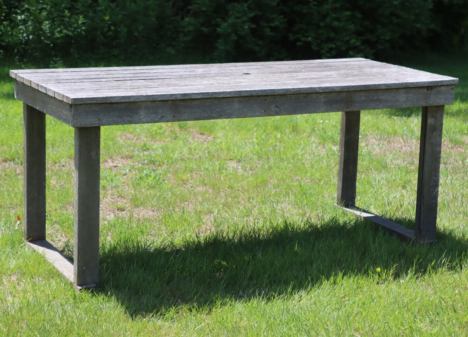 Gloster Style Teak Patio Table (1 of 6)