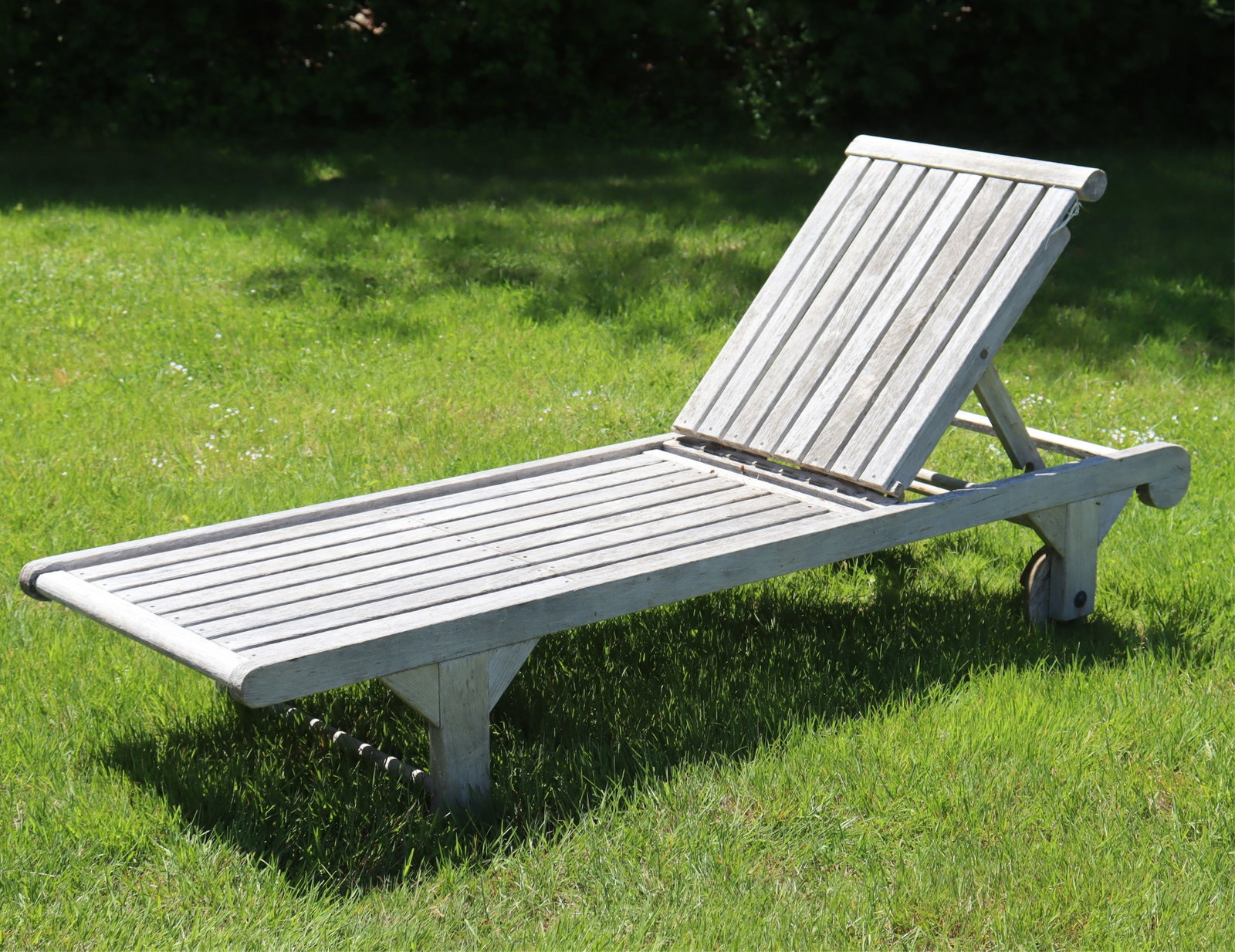 Kingsley Bate Teak Chaise Lounge (1 of 7)