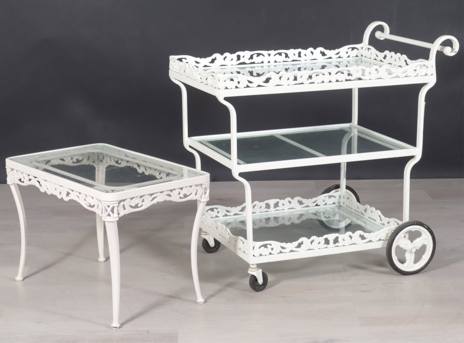 Brown Jordan Bar Cart & Side Table (1 of 8)