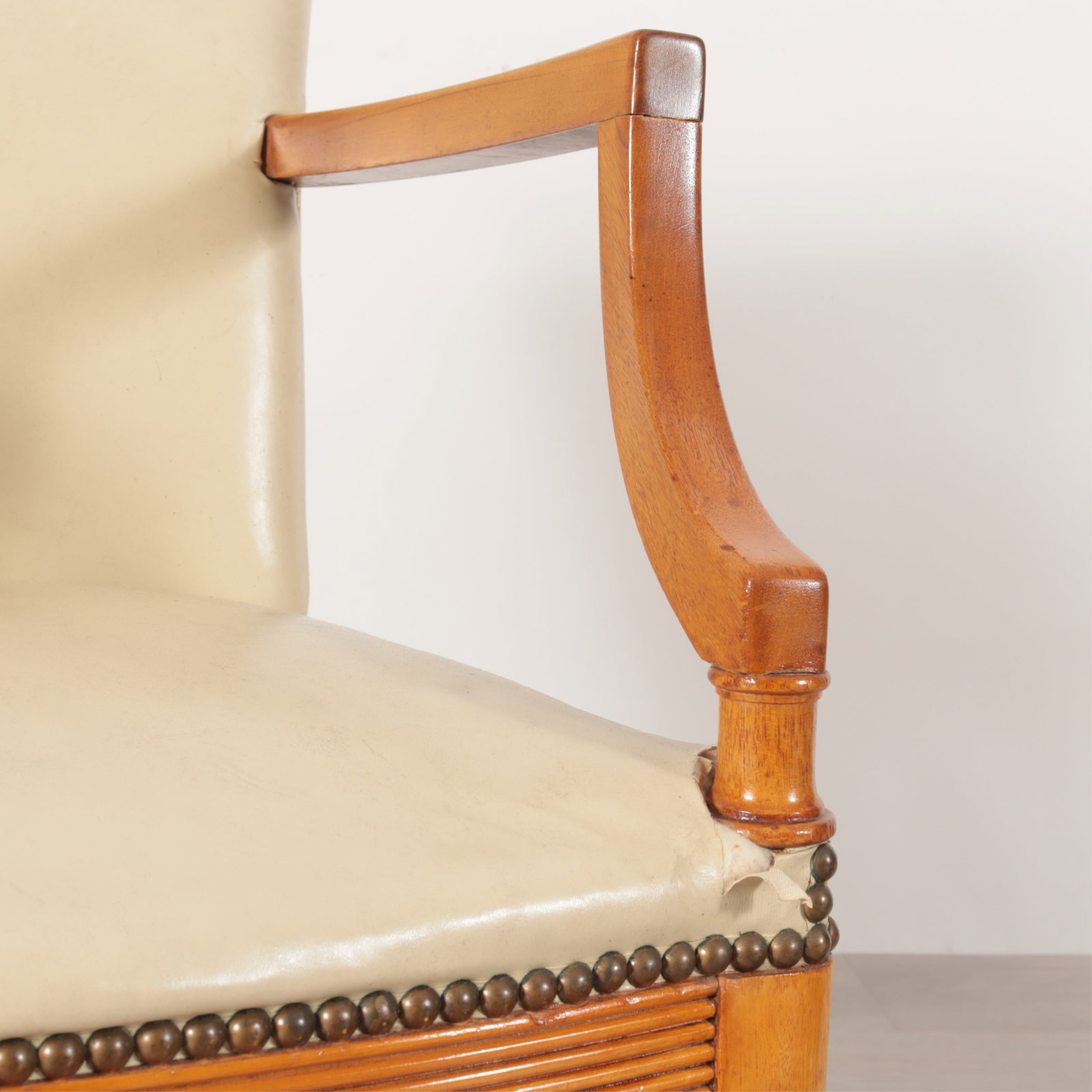 Regency Style Cherry Sitting Suite - 6
