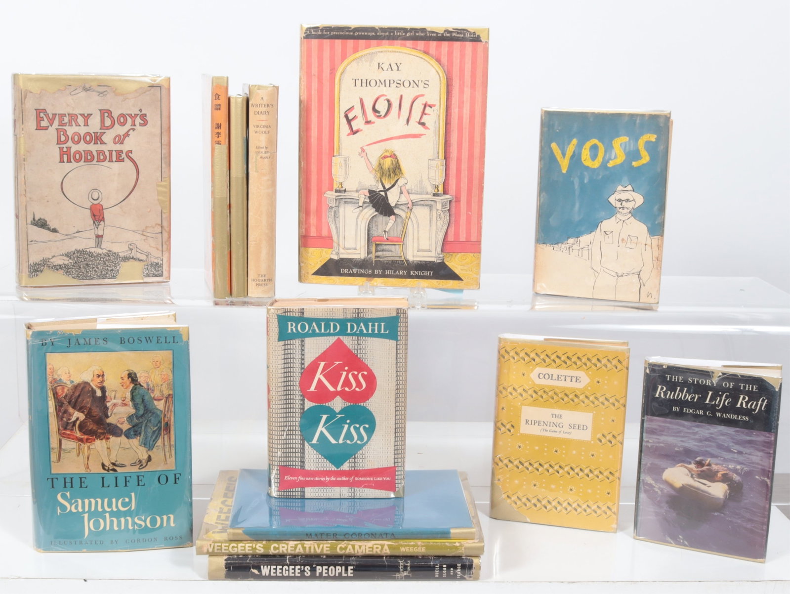 Group of Vintage Books (1 of 6)
