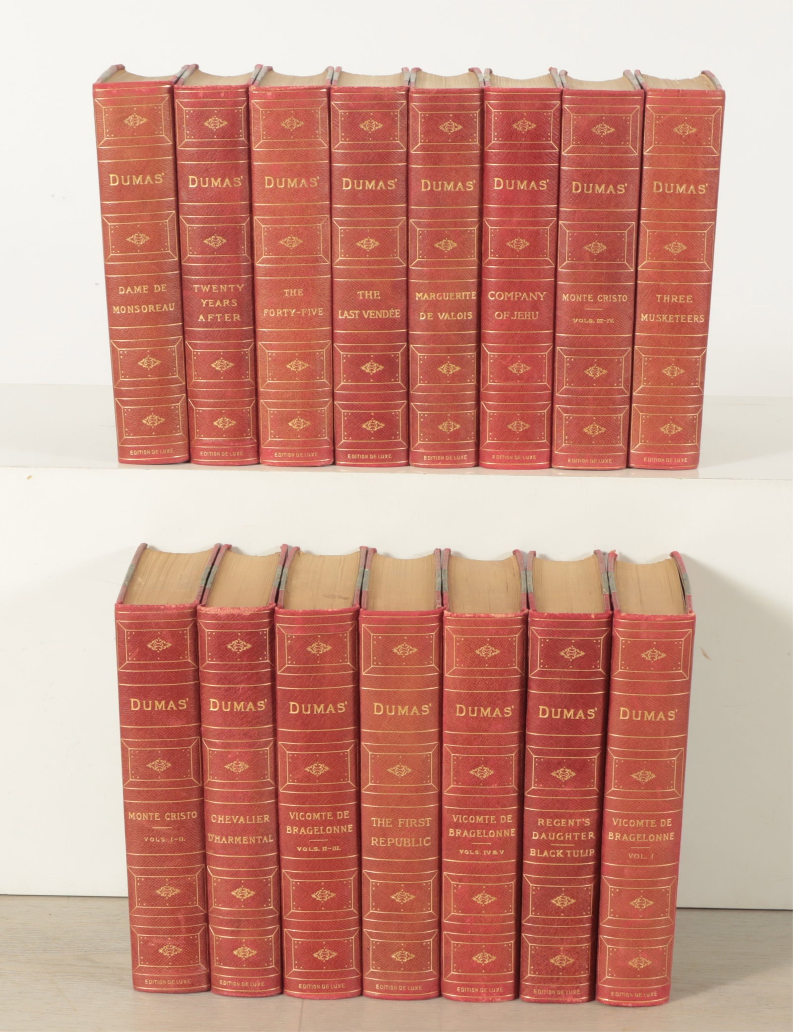 Alexandre Dumas - Illustrated Library Edition (1 of 5)