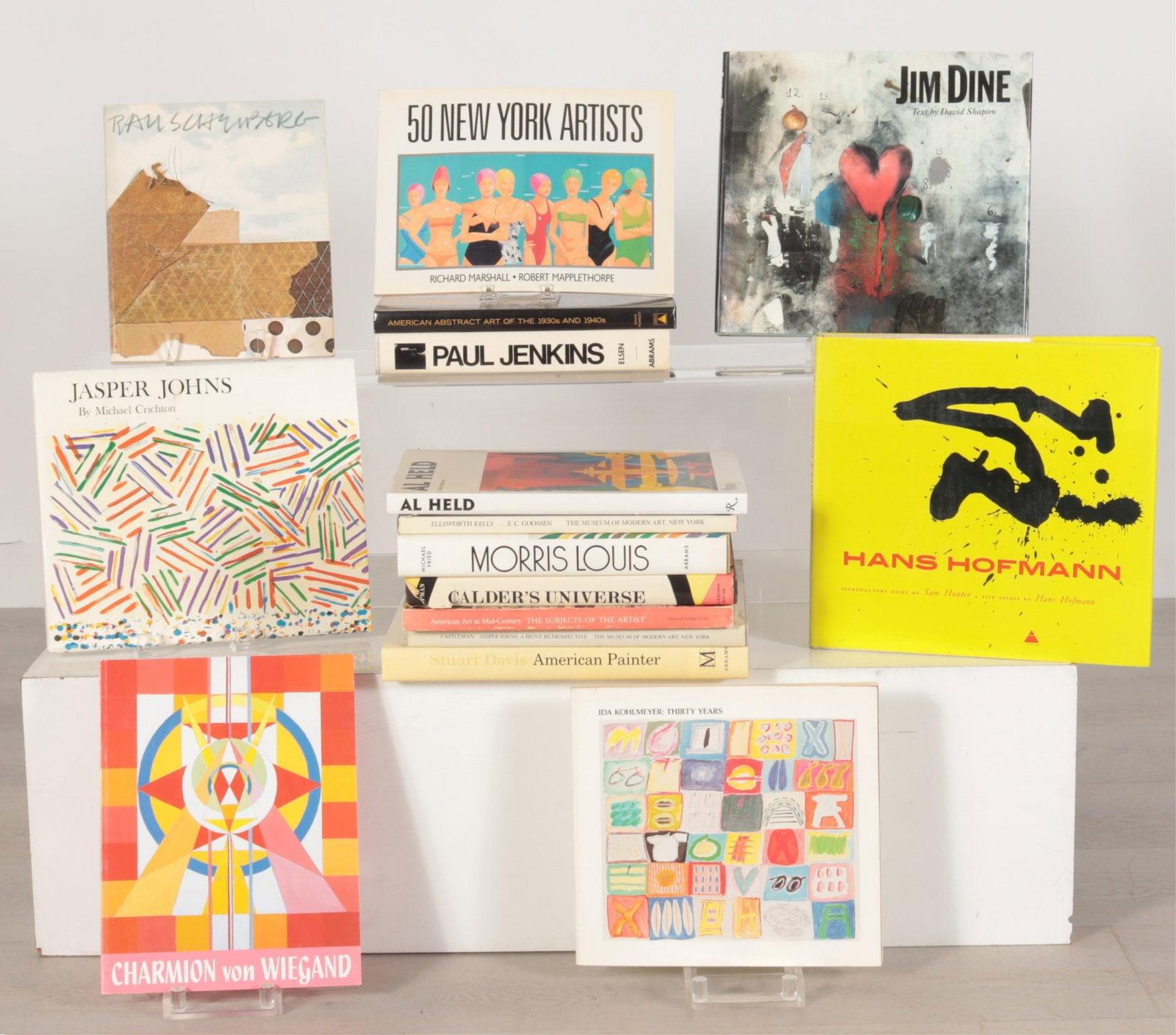 16 Abstract & Mid-Century Art Books: Group of 16 Abstract & Mid-Century Art Books. Includes: Ida Kohlmeyer: Thirty Years, Paul Jenkins, Al Held, Jasper Johns: A Print Retrospective, Stuart Davis: American Painter, 50 New York Artists, Ch