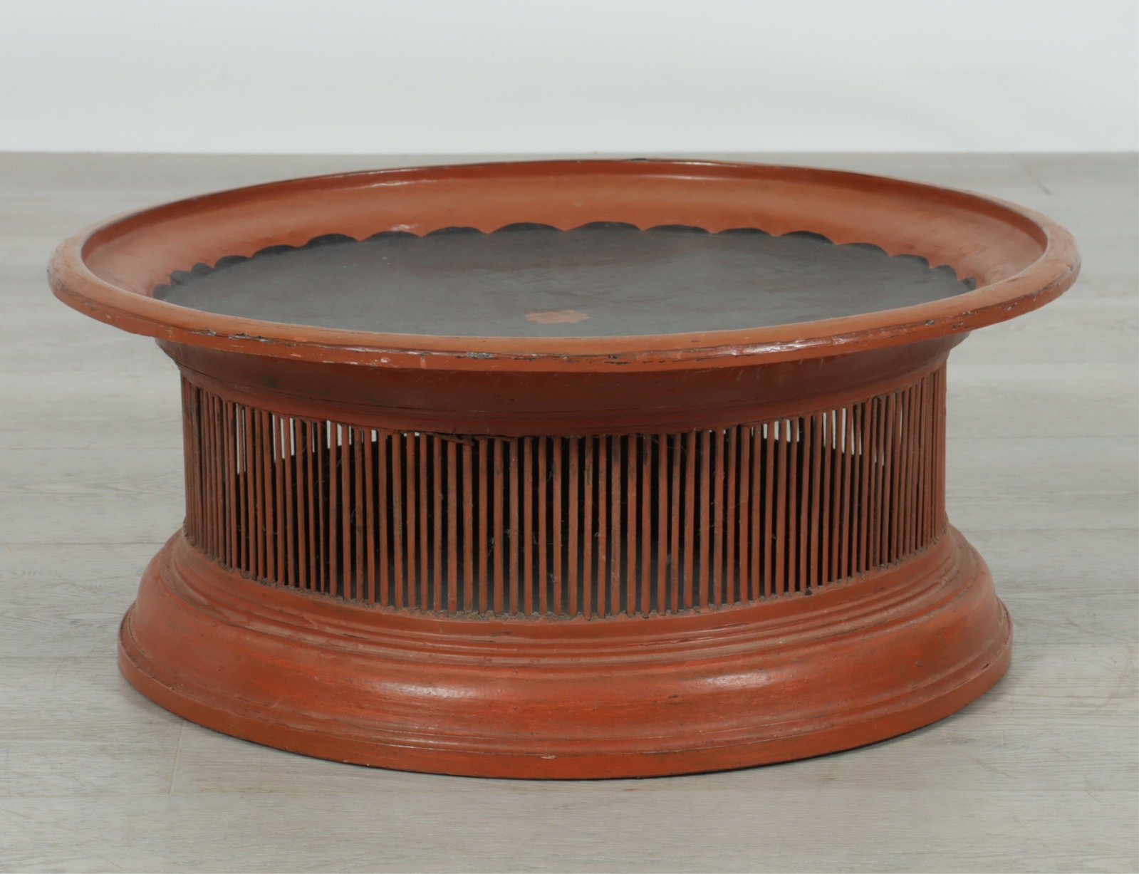 Burmese Scarlet Lacquer Low Table/Tray (1 of 8)