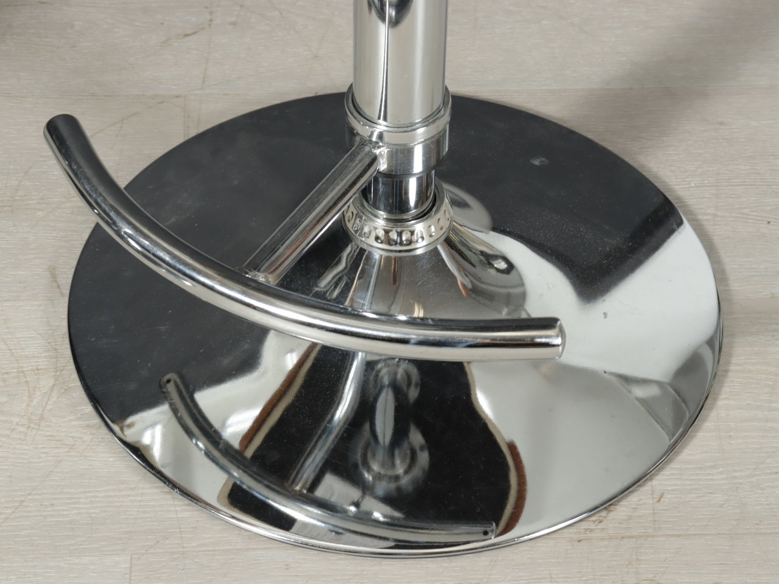 4 Modern Adjustable Height Bar/Counter Stools - 5