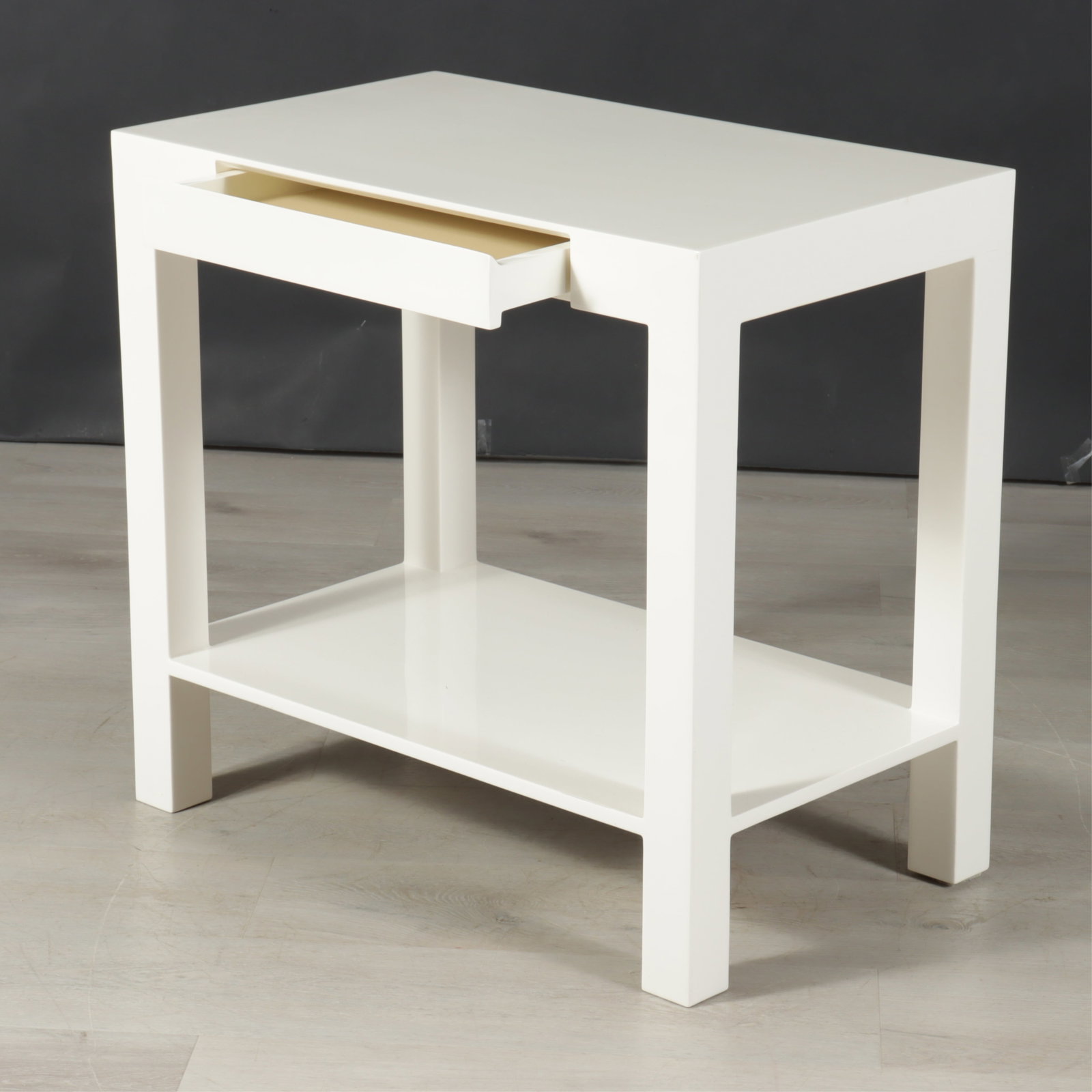 White Lacquer Side Table - 3