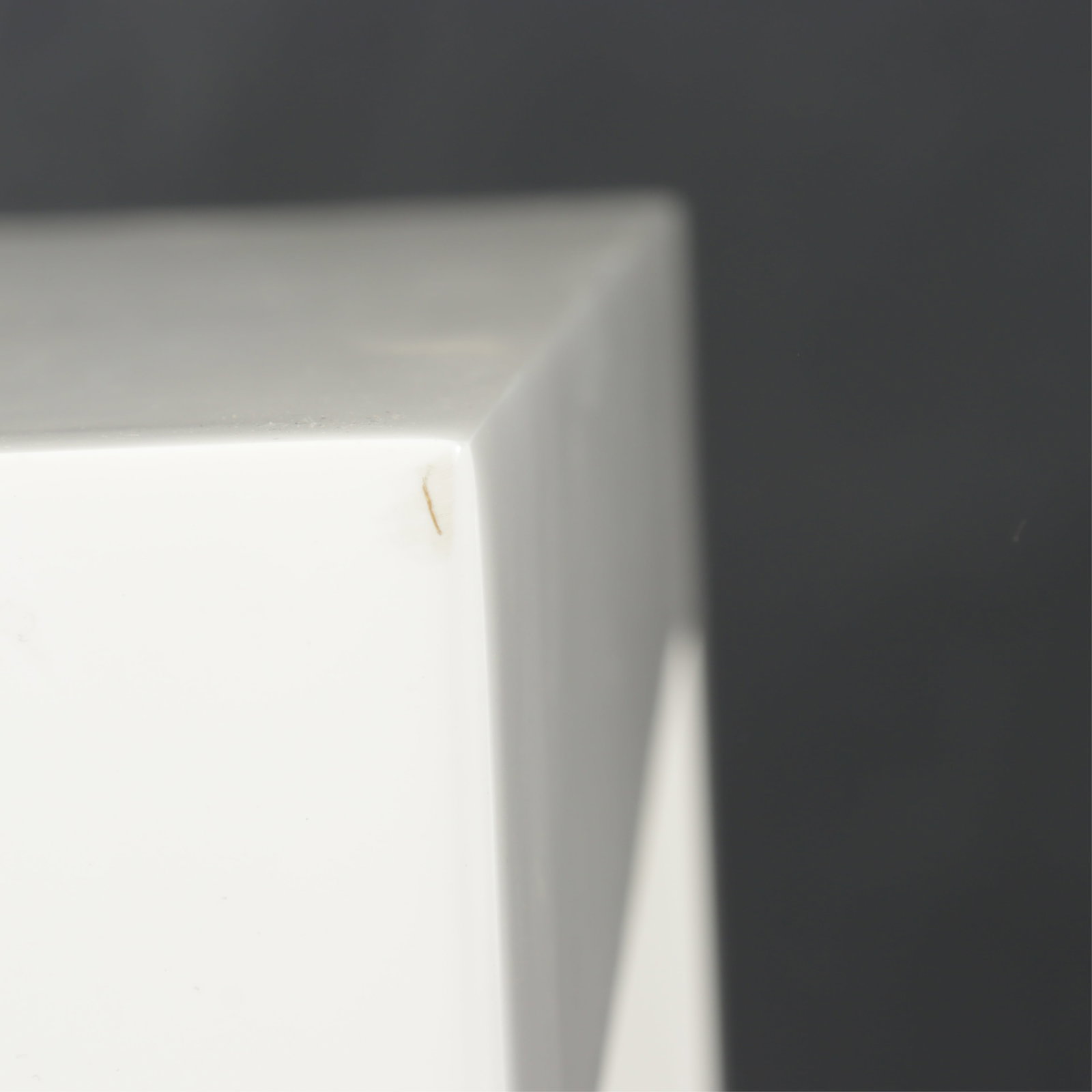 White Lacquer Side Table - 8