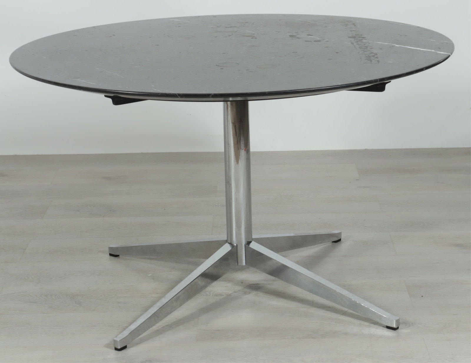 Florence Knoll Chrome Breakfast Table (1 of 5)
