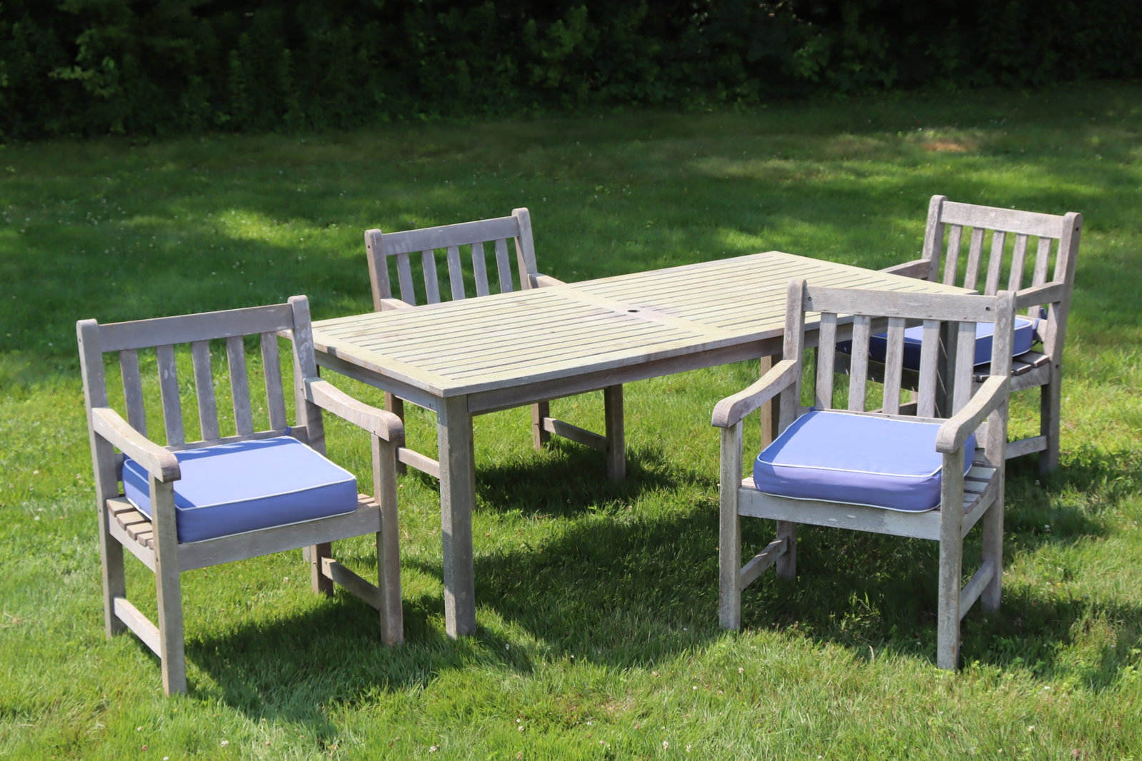 Teak Outdoor Dining Table & Four Armchairs (1 of 17)