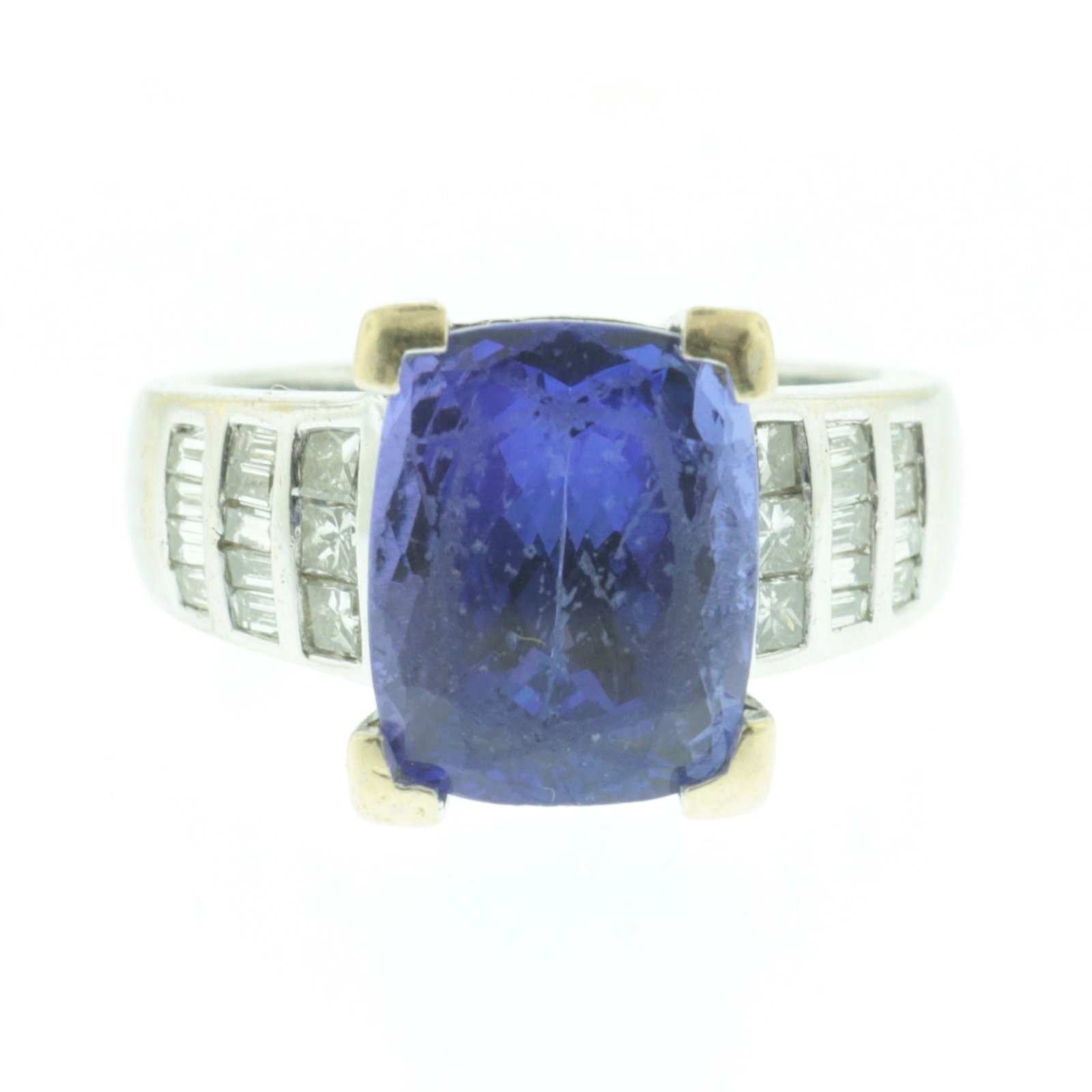 Tanzanite and Diamond Ring - 2