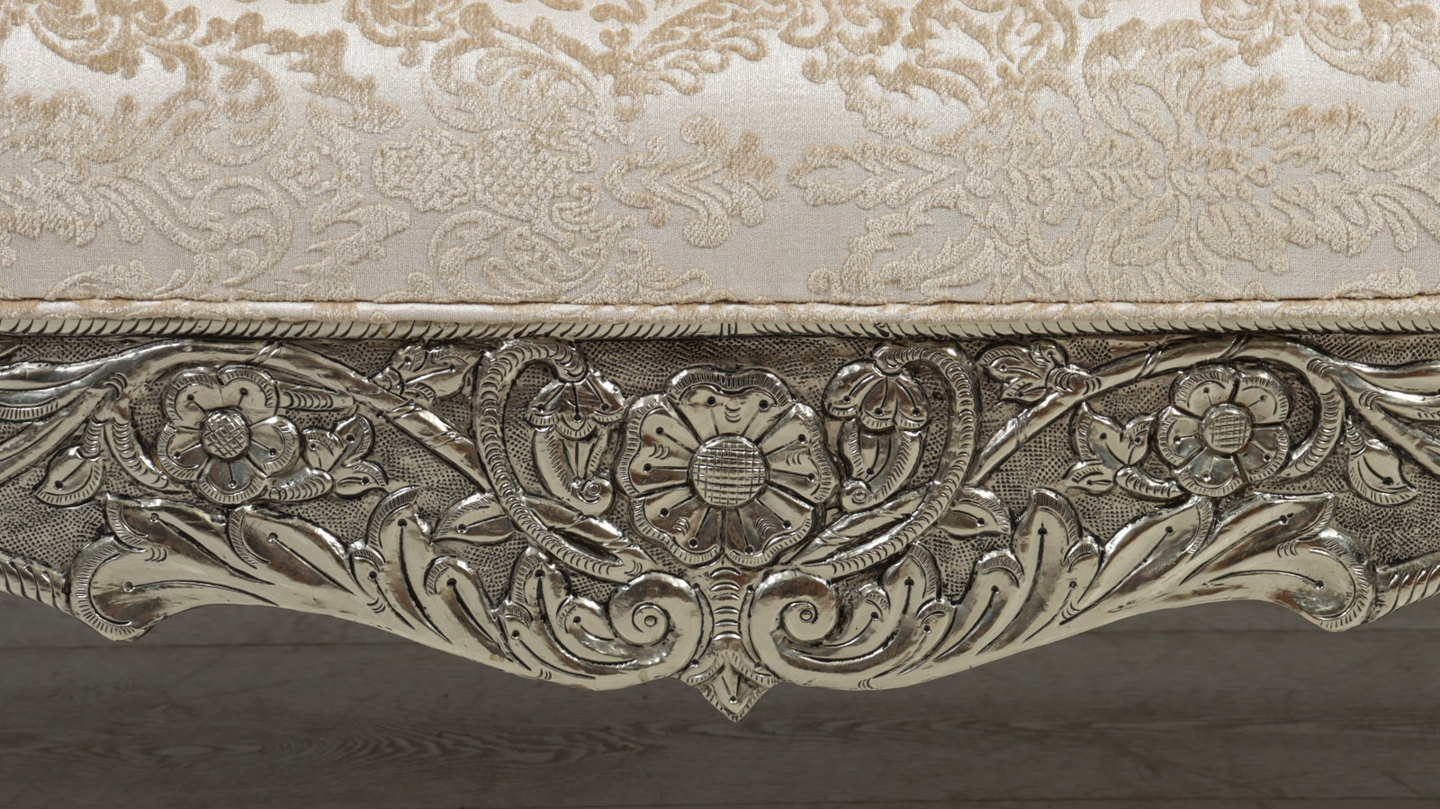 Indian Repousse Brass Veneered Settee - 7