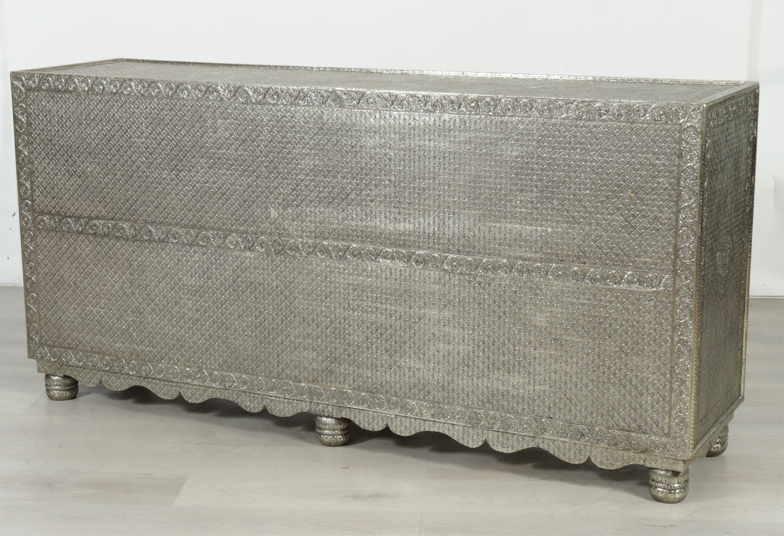 Indian Repousse Veneered Sideboard - 10