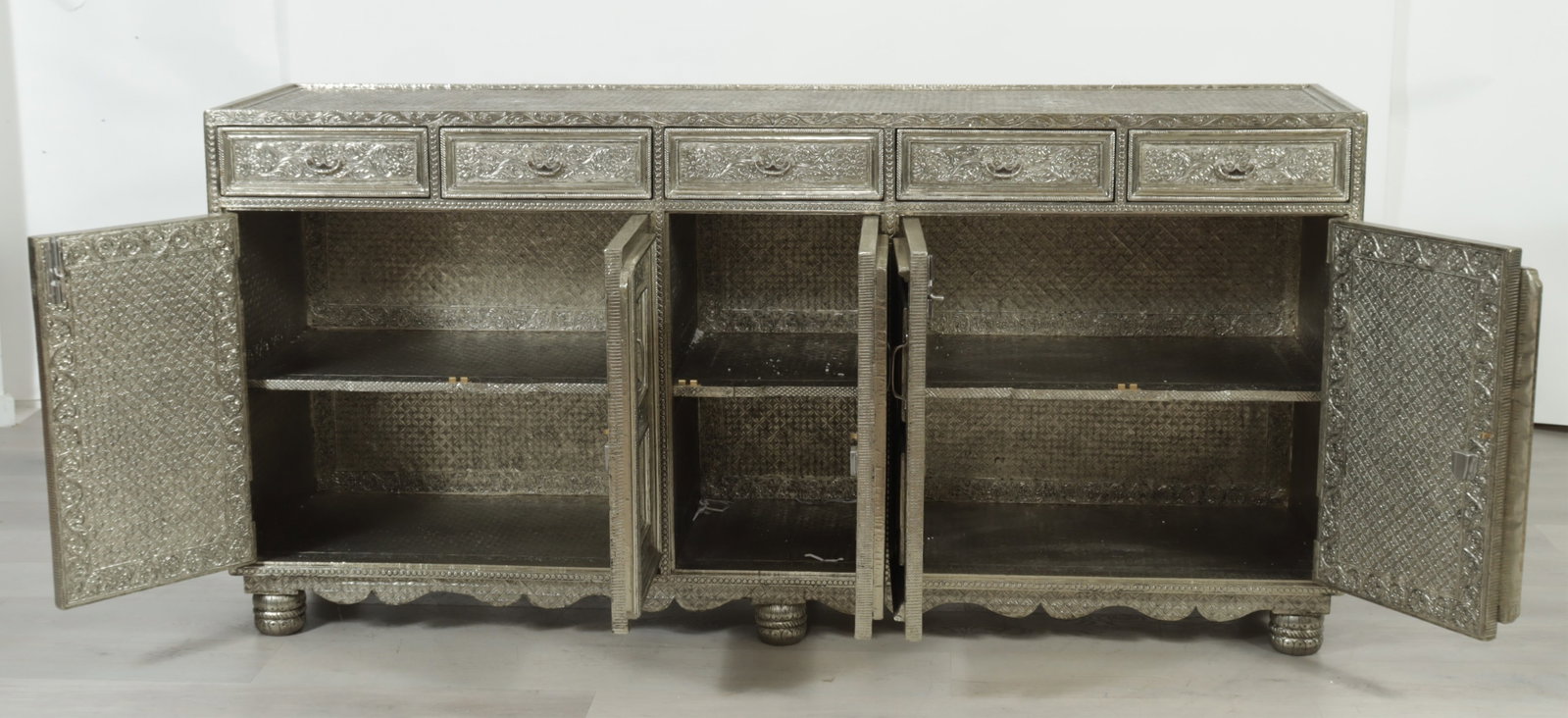 Indian Repousse Veneered Sideboard - 5
