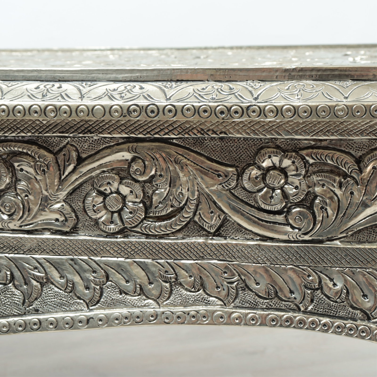 Indian Repousse Brass Veneered Dining Table - 6