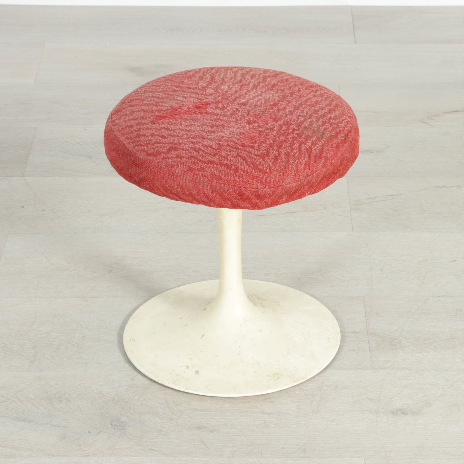 Eero Saarinen for Knoll BR51 Aluminum Stool, 1955: Eero Saarinen for Knoll BR51 Aluminum Stool, circa 1955, in casting BR51, no label16" 16" H x 15" Dia.