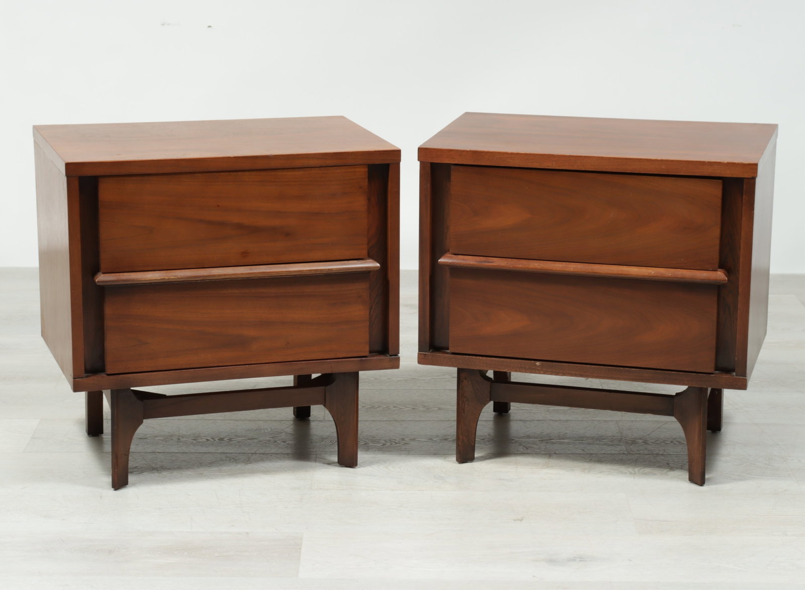 Pair Kent Coffey Predicta Walnut Bedside Tables: Pair Kent Coffey Predicta Walnut Bedside Tables 25.5" H x 25" W x 16" D