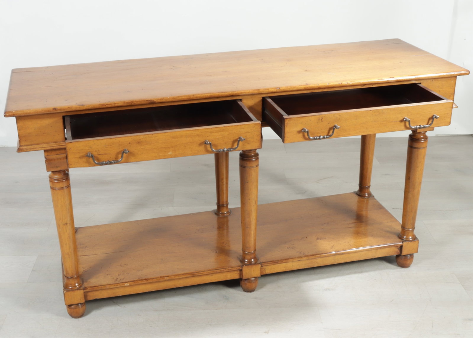 Classical Style Cherry Side Table - 3