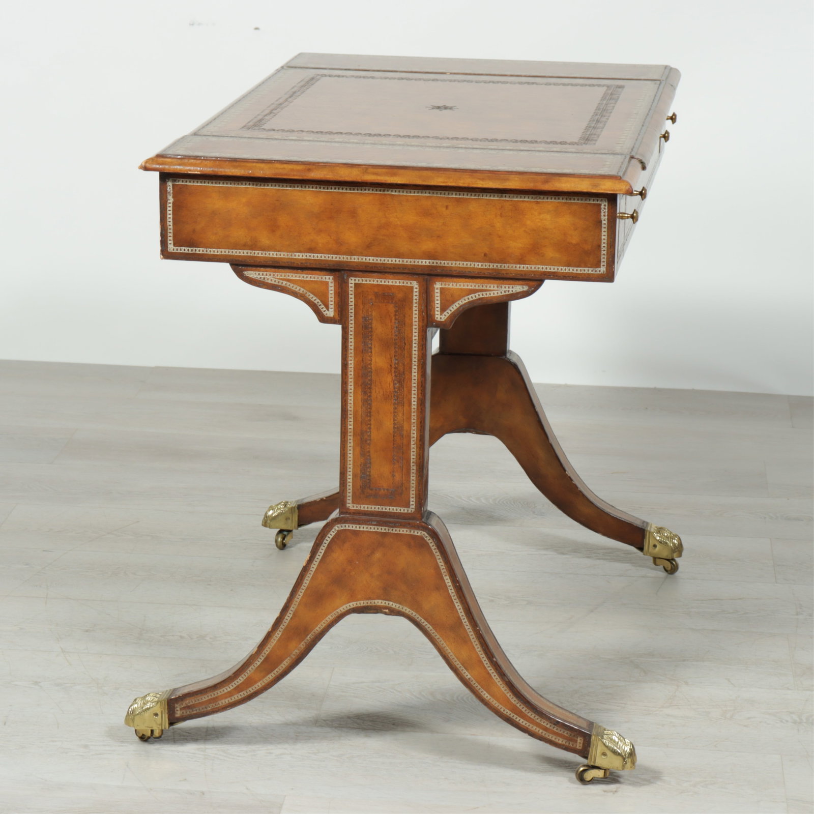 Maitland Smith Leather Veneer Backgammon Table - 6