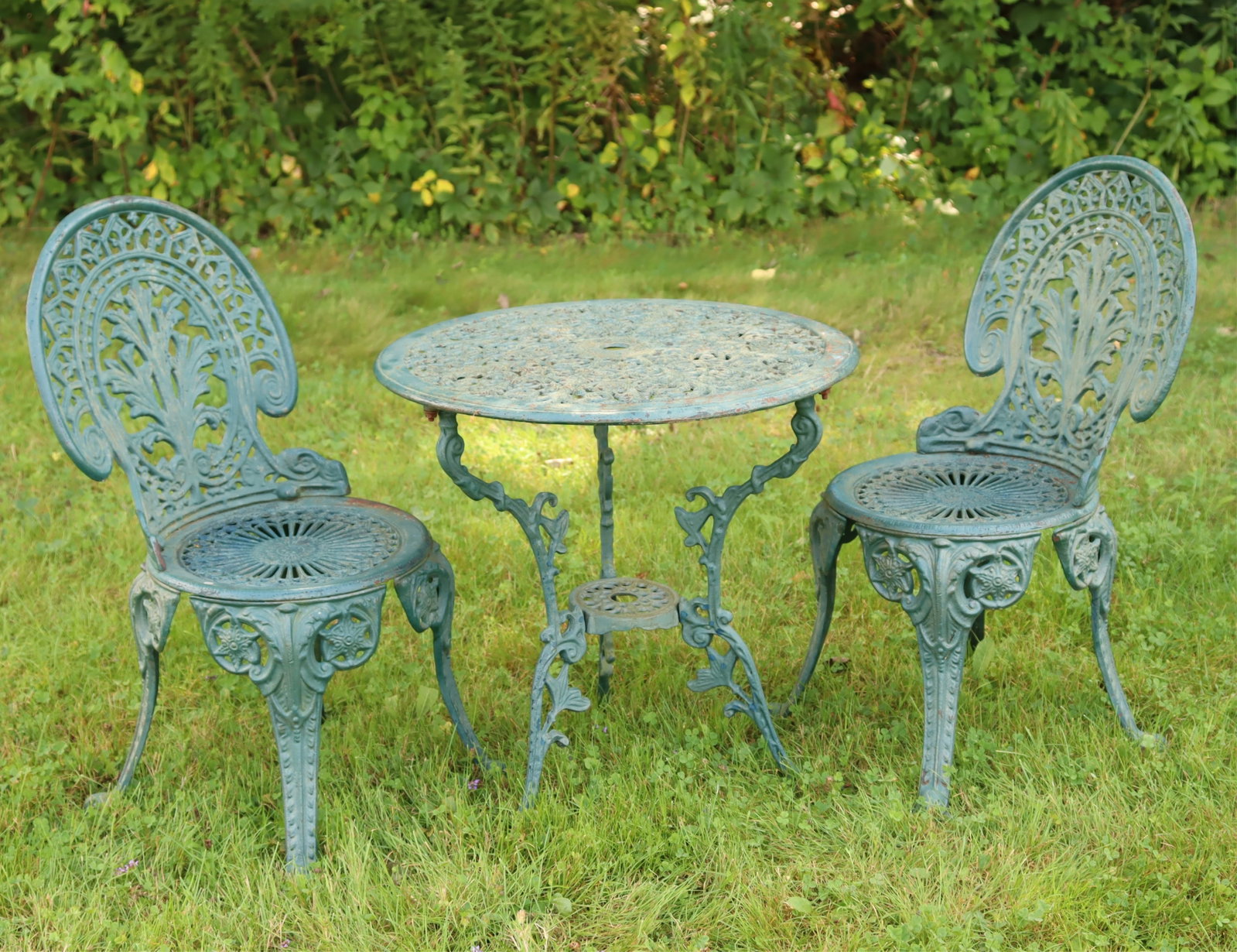 Victorian Style Cast Iron Bistro Set (1 of 11)
