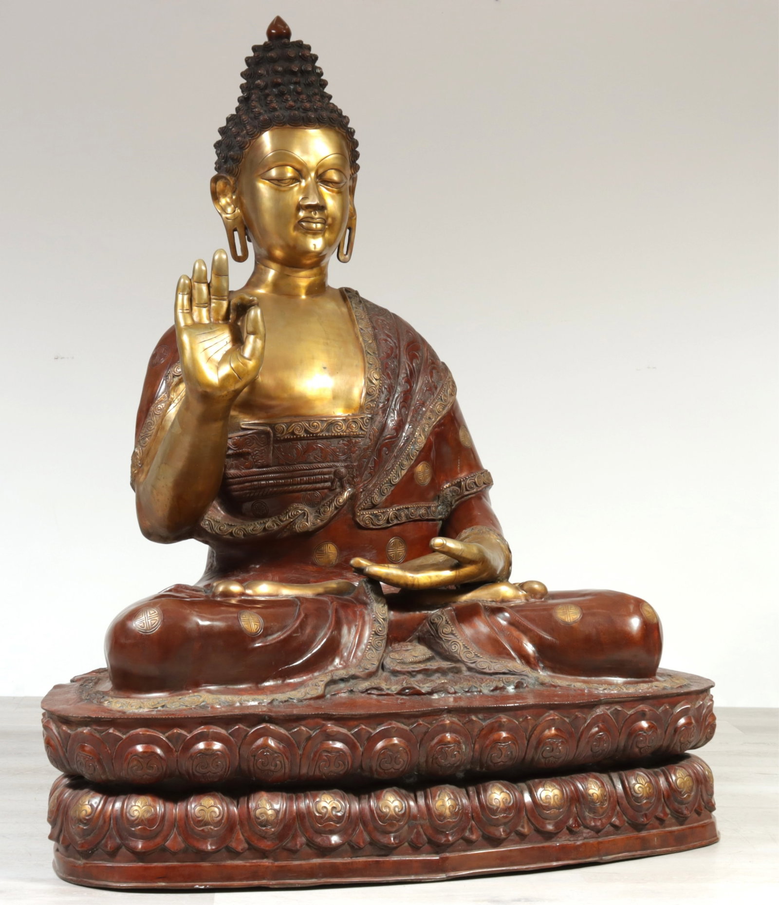 Palace Size Nepalese Style Bronze Patinated Buddha (1 of 7)