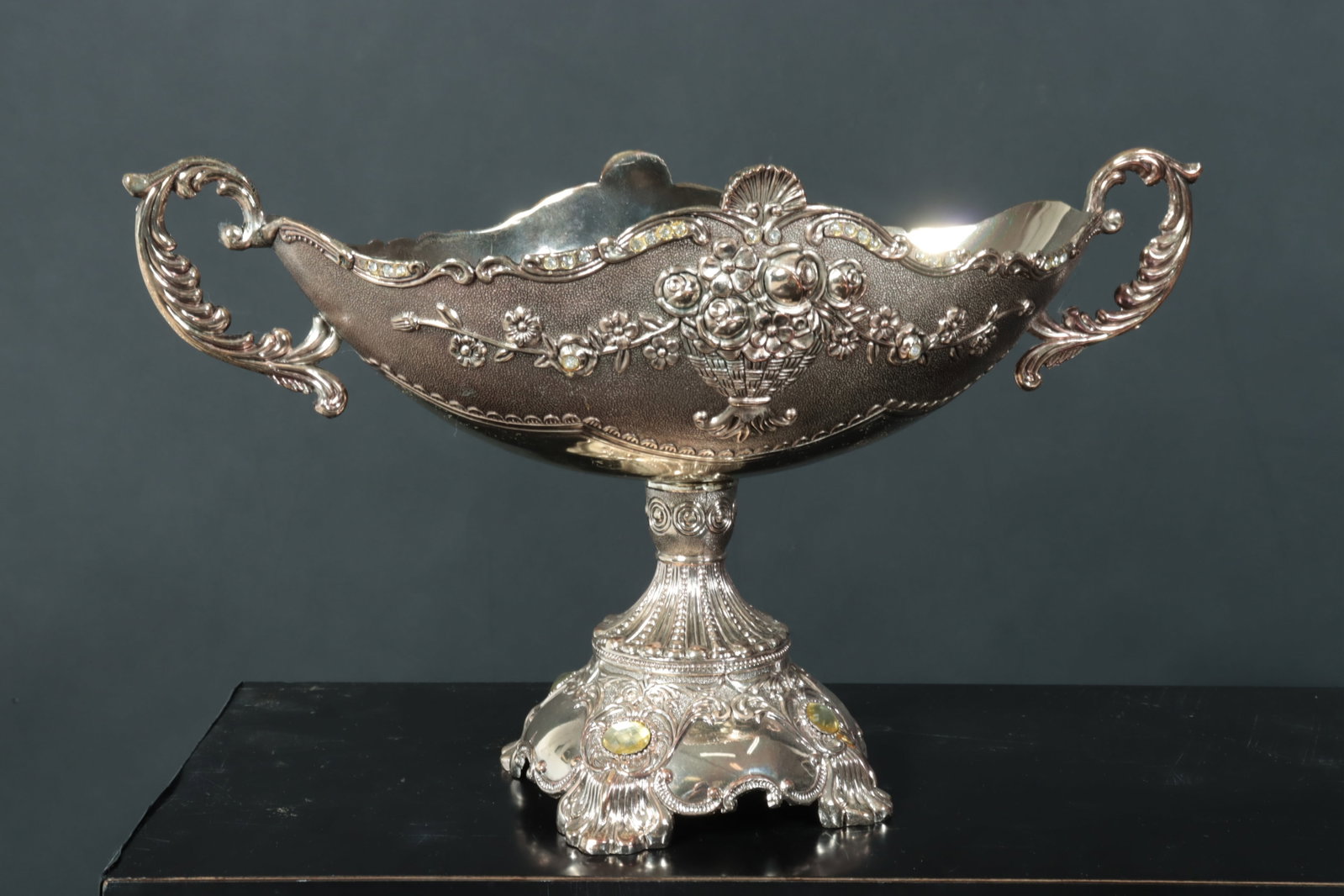 Metal Tableware Group - 4