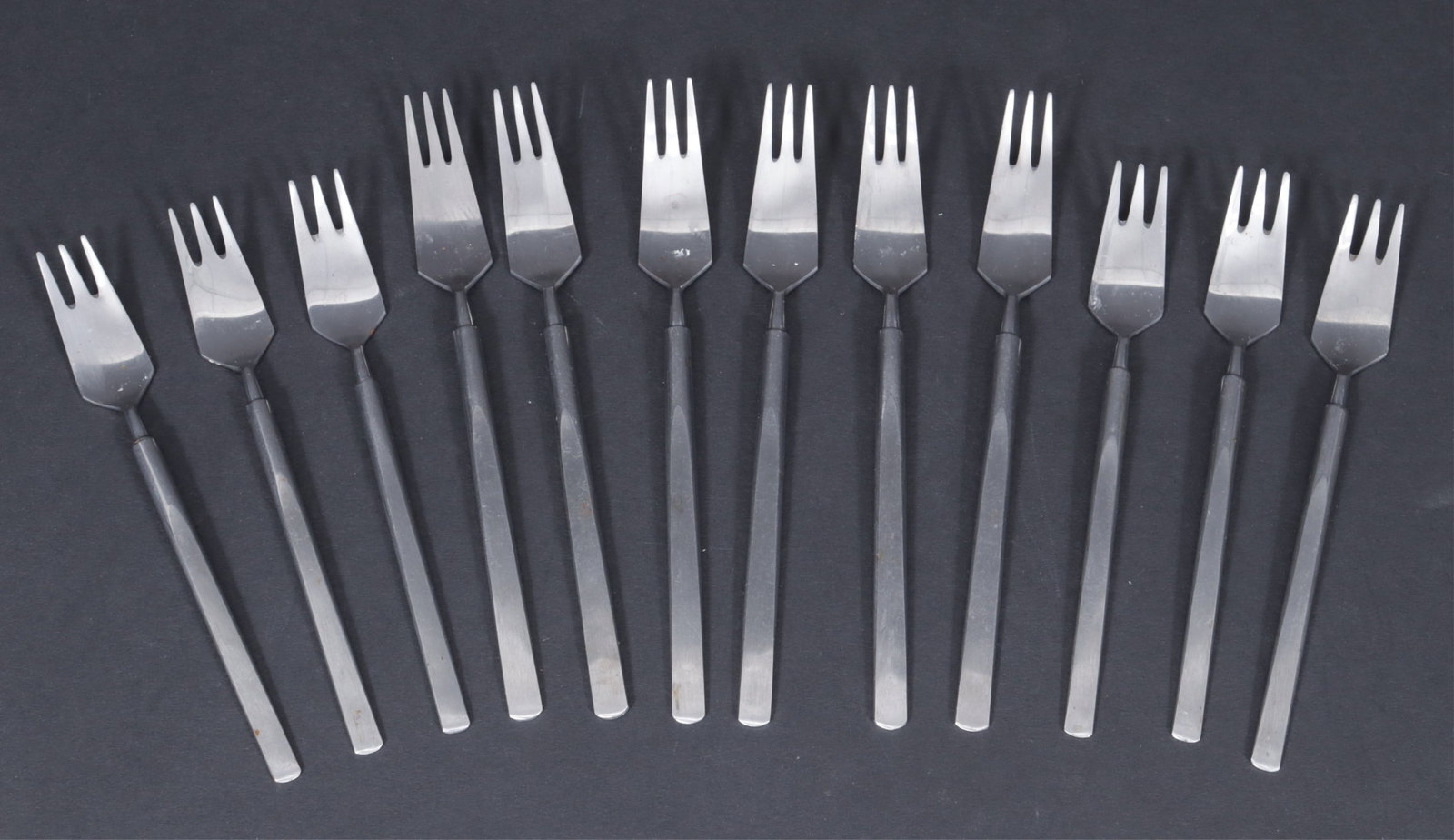 Obelisk Flatware by Erik Herlow - 2