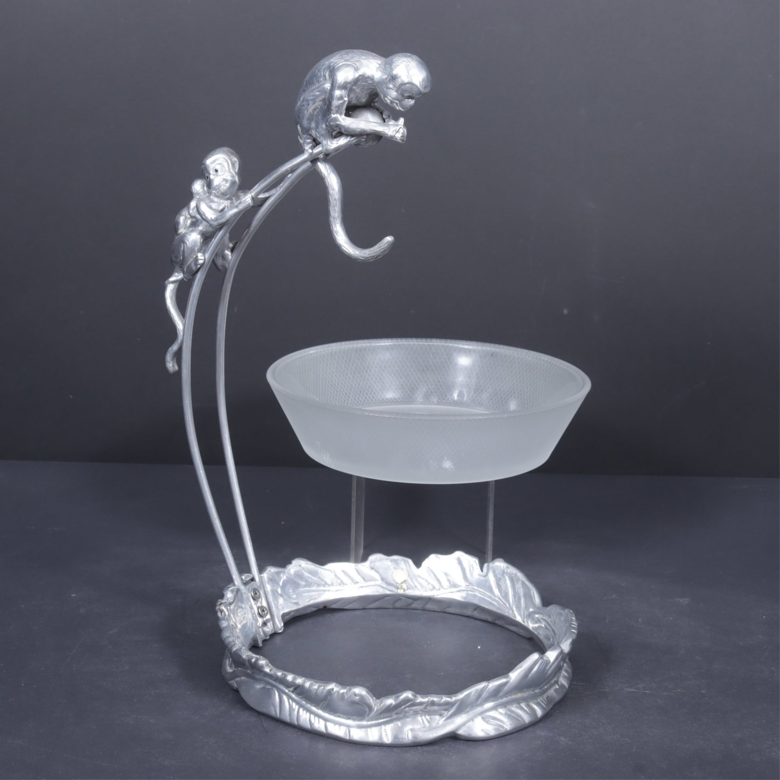 Group of Decorative Objects - 4