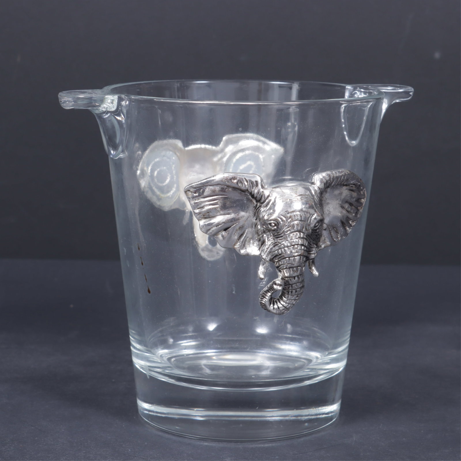 Group of Decorative Objects - 7