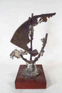 Benedict Tatti, Abstract Sculpture, mid-20th C.: Benedict Tatti, Am. 1917-1993, Abstract Sculpture, mid-20th century, bronze and wood, signed 19" H Please view our Terminology page to learn how we def